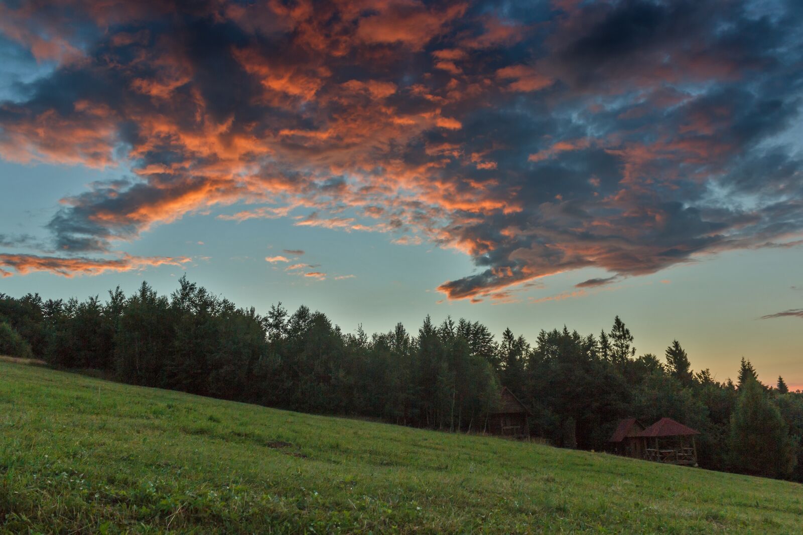 Canon EOS 600D (Rebel EOS T3i / EOS Kiss X5) sample photo. Sky, clouds, sunset photography