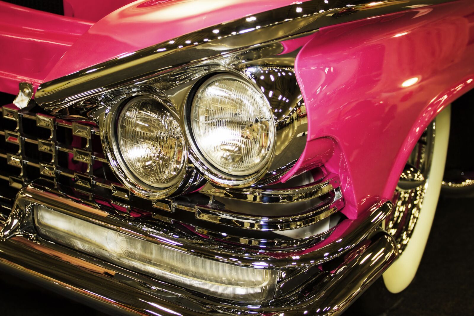 Canon EOS 7D + Canon EF 17-40mm F4L USM sample photo. Color, 1959 buick, grill photography