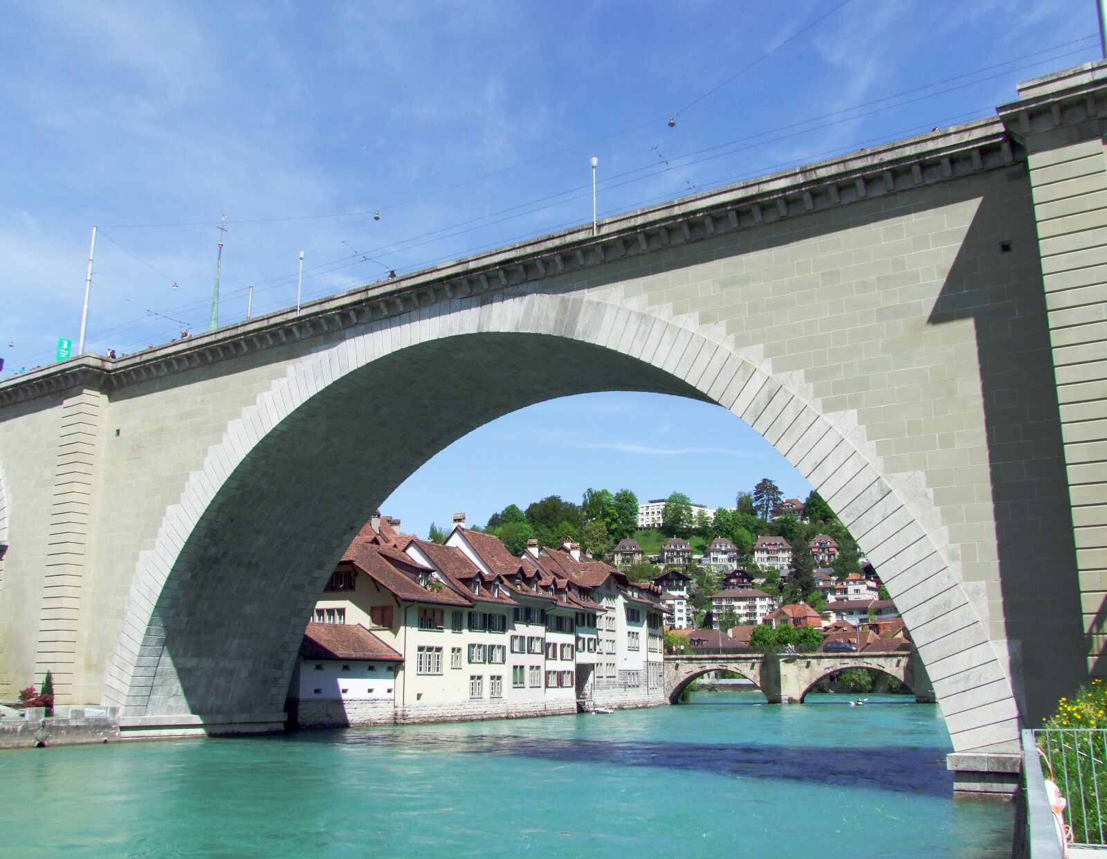 Fujifilm FinePix S100fs sample photo. Bridge, aare river, houses photography