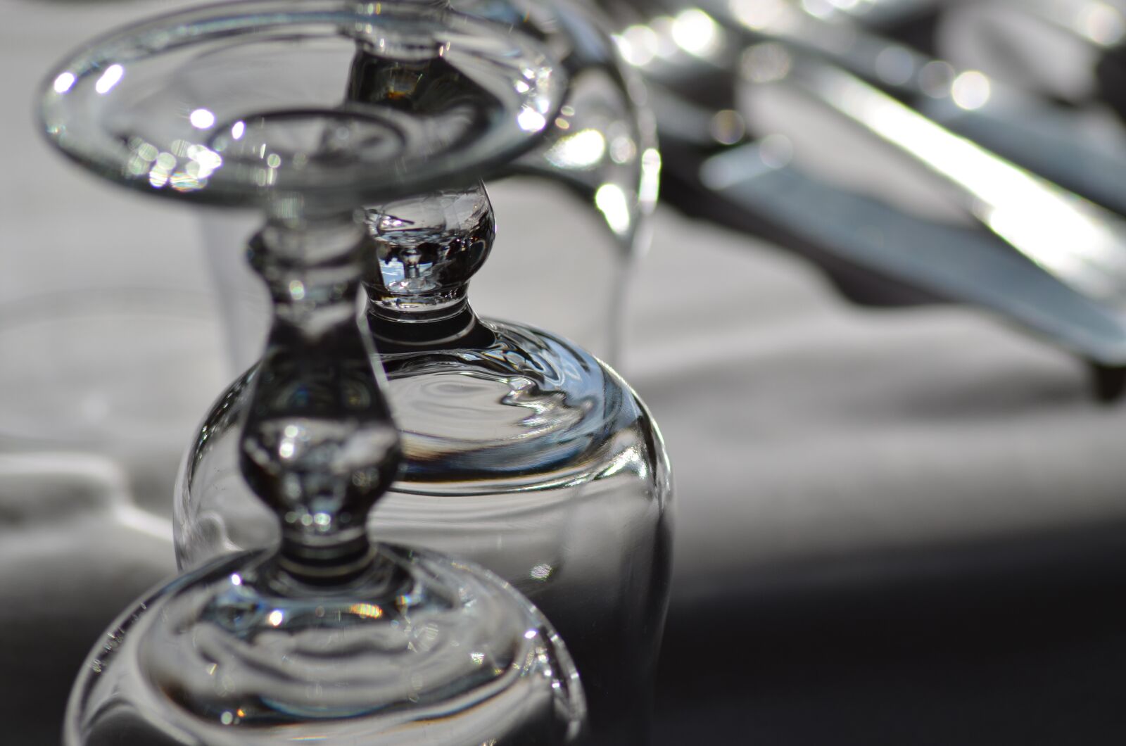 Nikon D5100 sample photo. Glass, glass walk, table photography