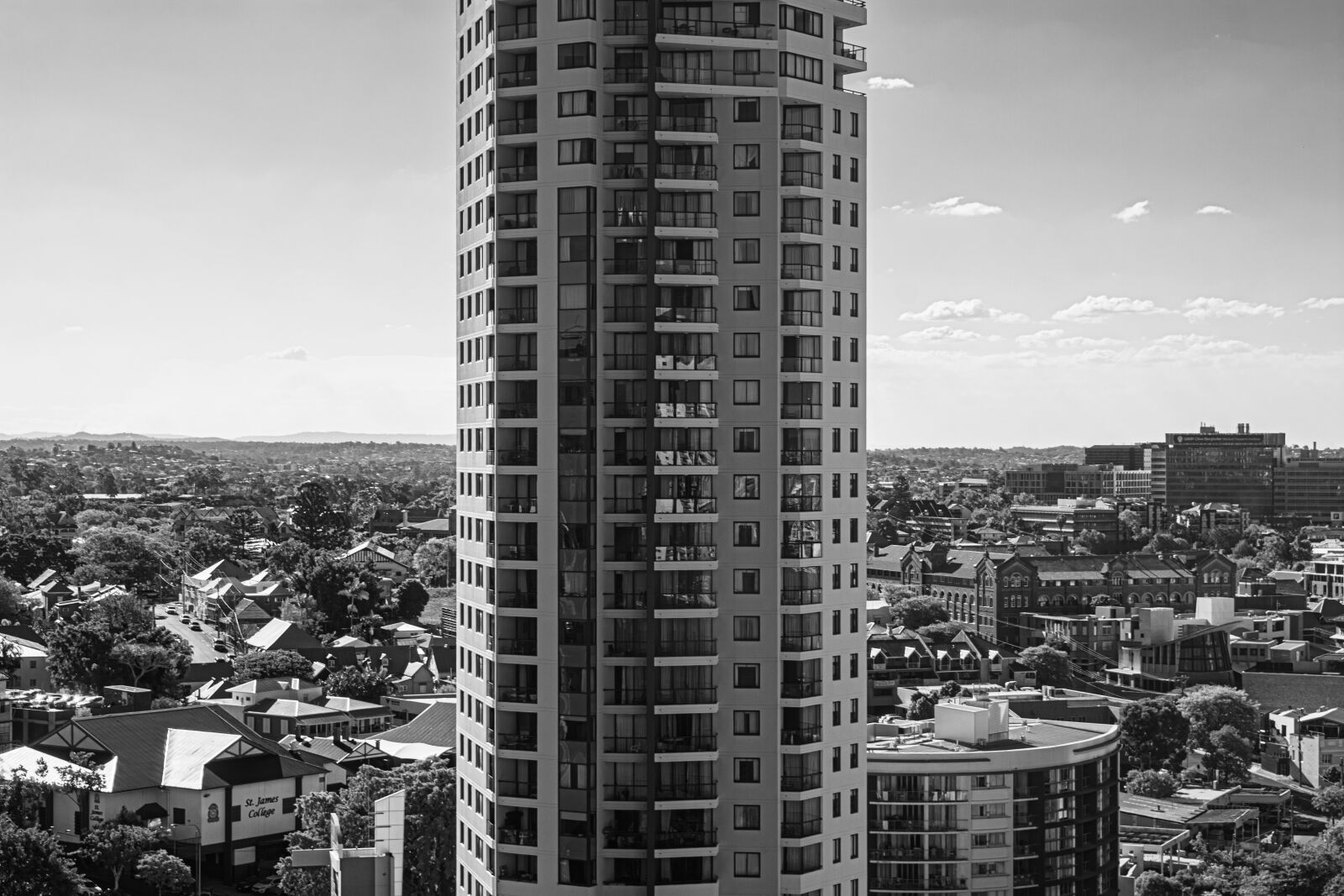 Nikon D3400 sample photo. Brisbane, city, black and photography