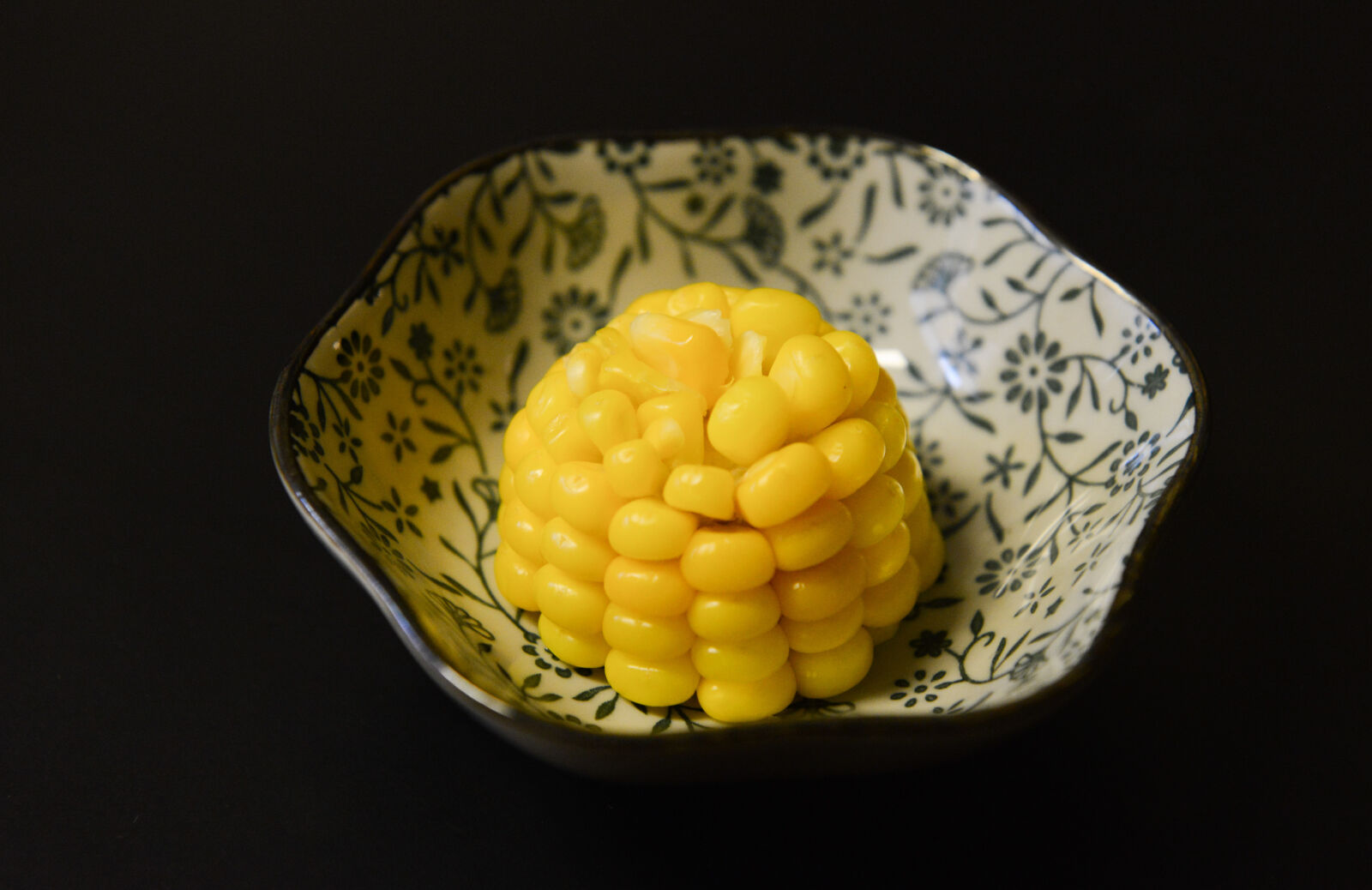 Nikon D800 sample photo. Cooked, corn, on, bowl photography