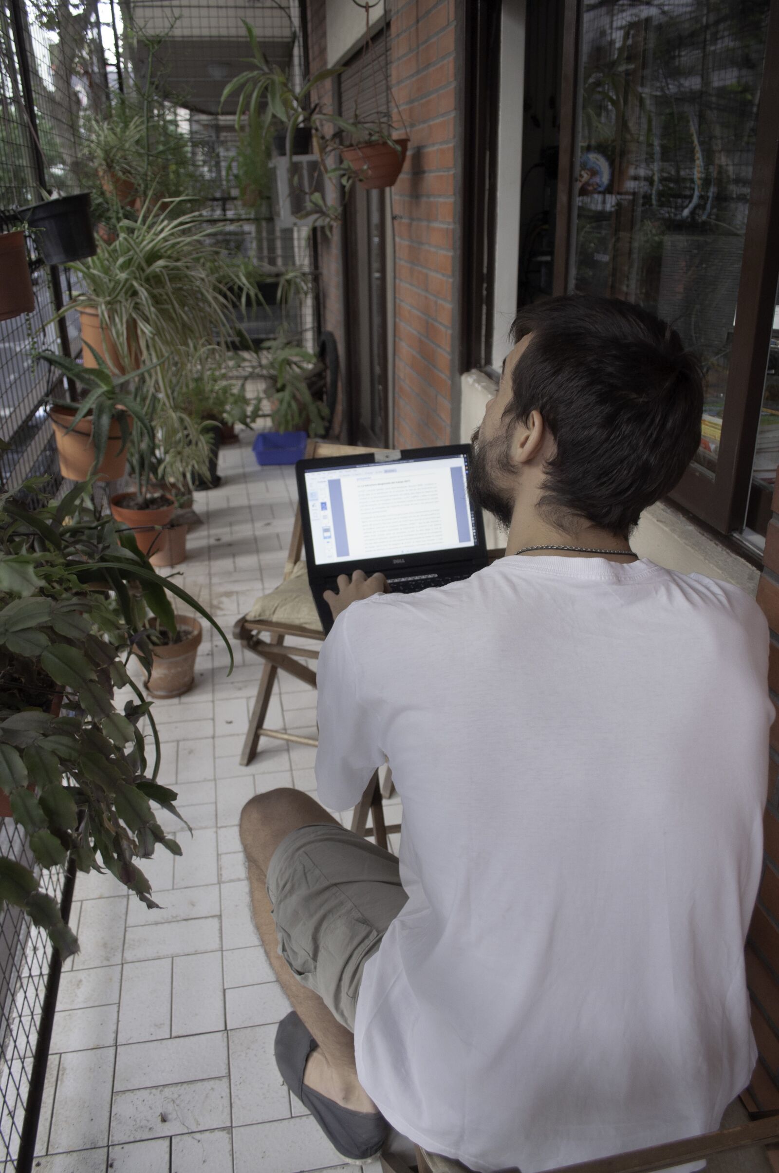 Nikon D5000 sample photo. People, work, house photography