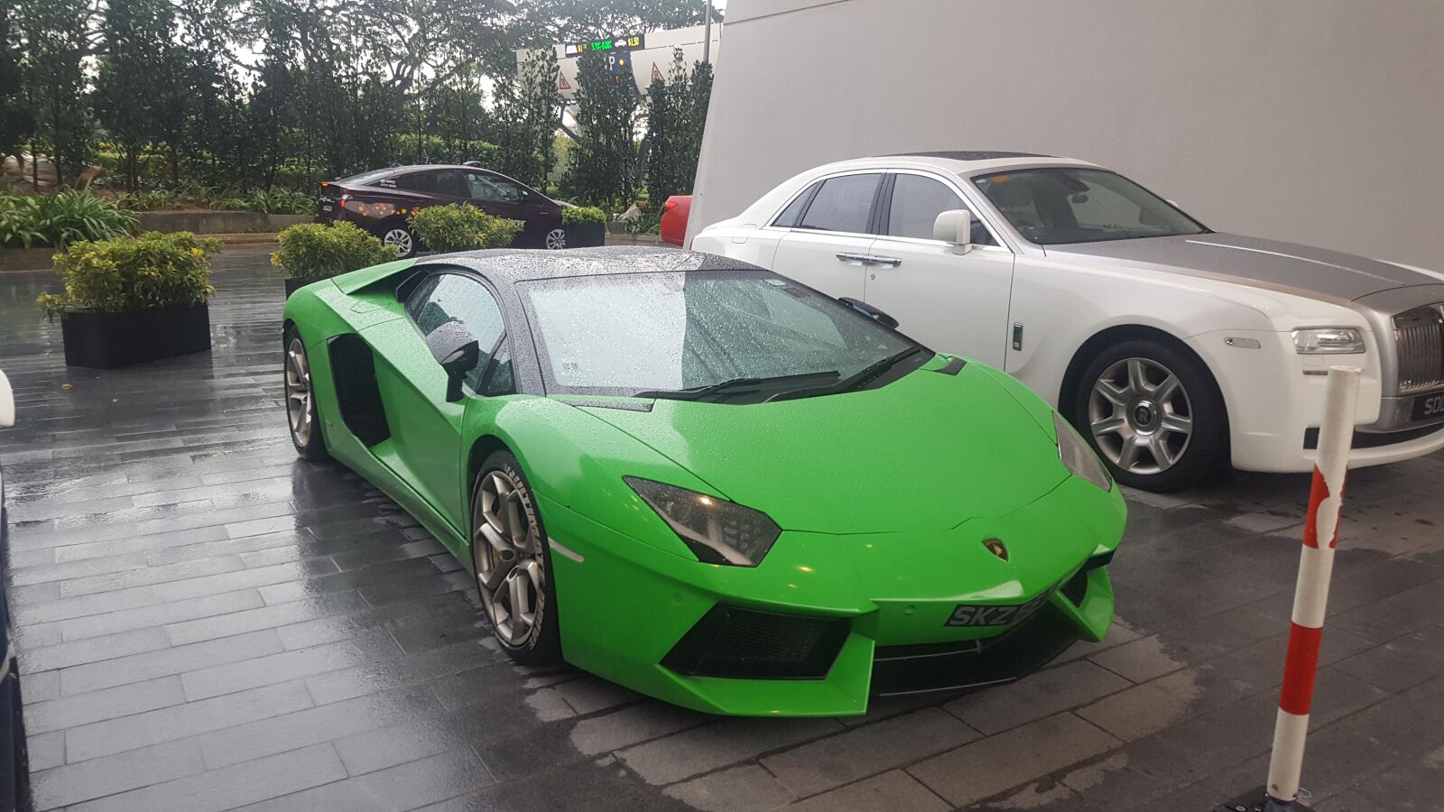 Samsung Galaxy S6 sample photo. Lamborghini, aventador, supercar photography