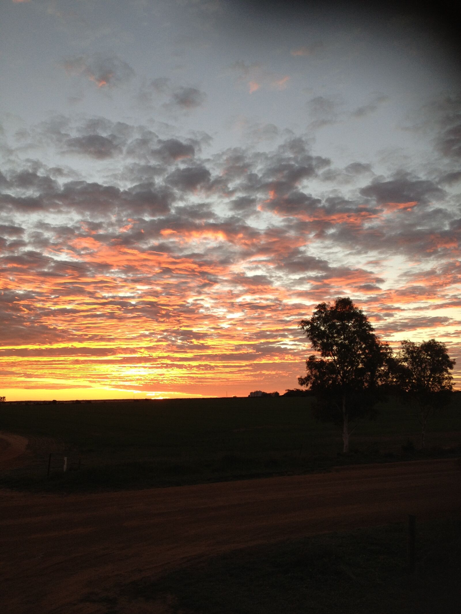 Apple iPhone 4S sample photo. Sunset photography