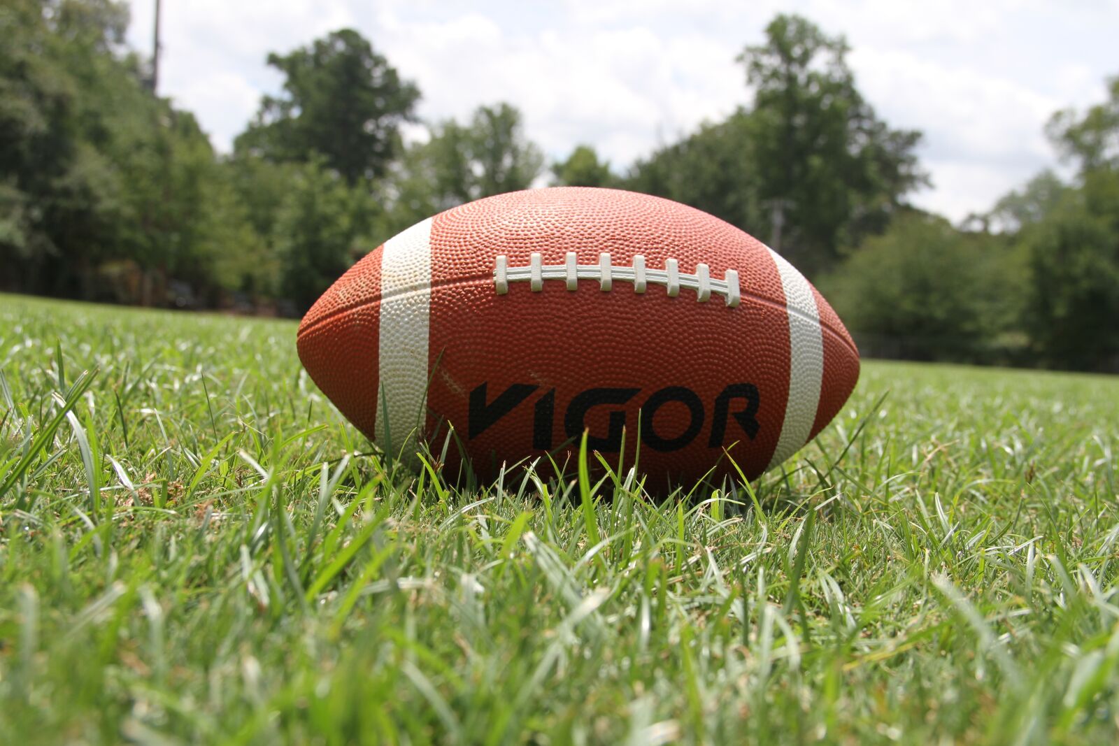 Canon EOS 7D sample photo. American football, football, sports photography
