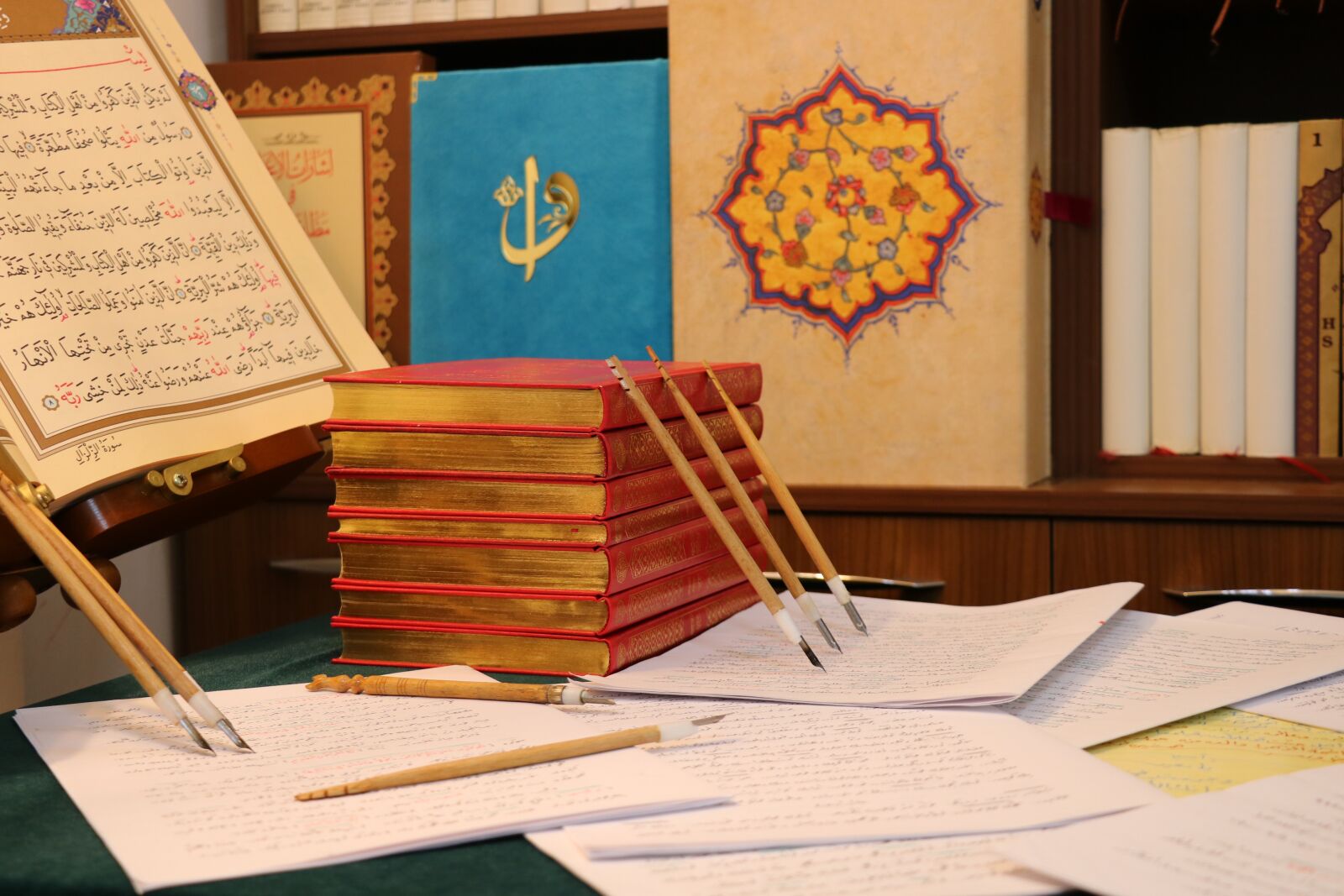 Canon EOS 750D (EOS Rebel T6i / EOS Kiss X8i) sample photo. Risale, quran, prayer photography
