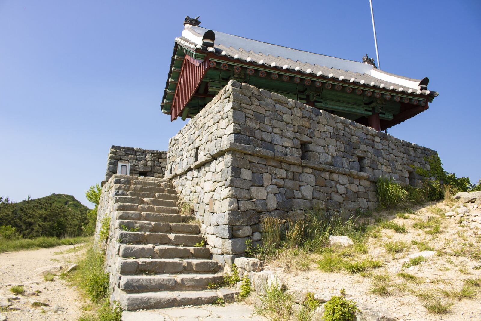 Canon EOS 750D (EOS Rebel T6i / EOS Kiss X8i) sample photo. Korea, busan, mountain photography