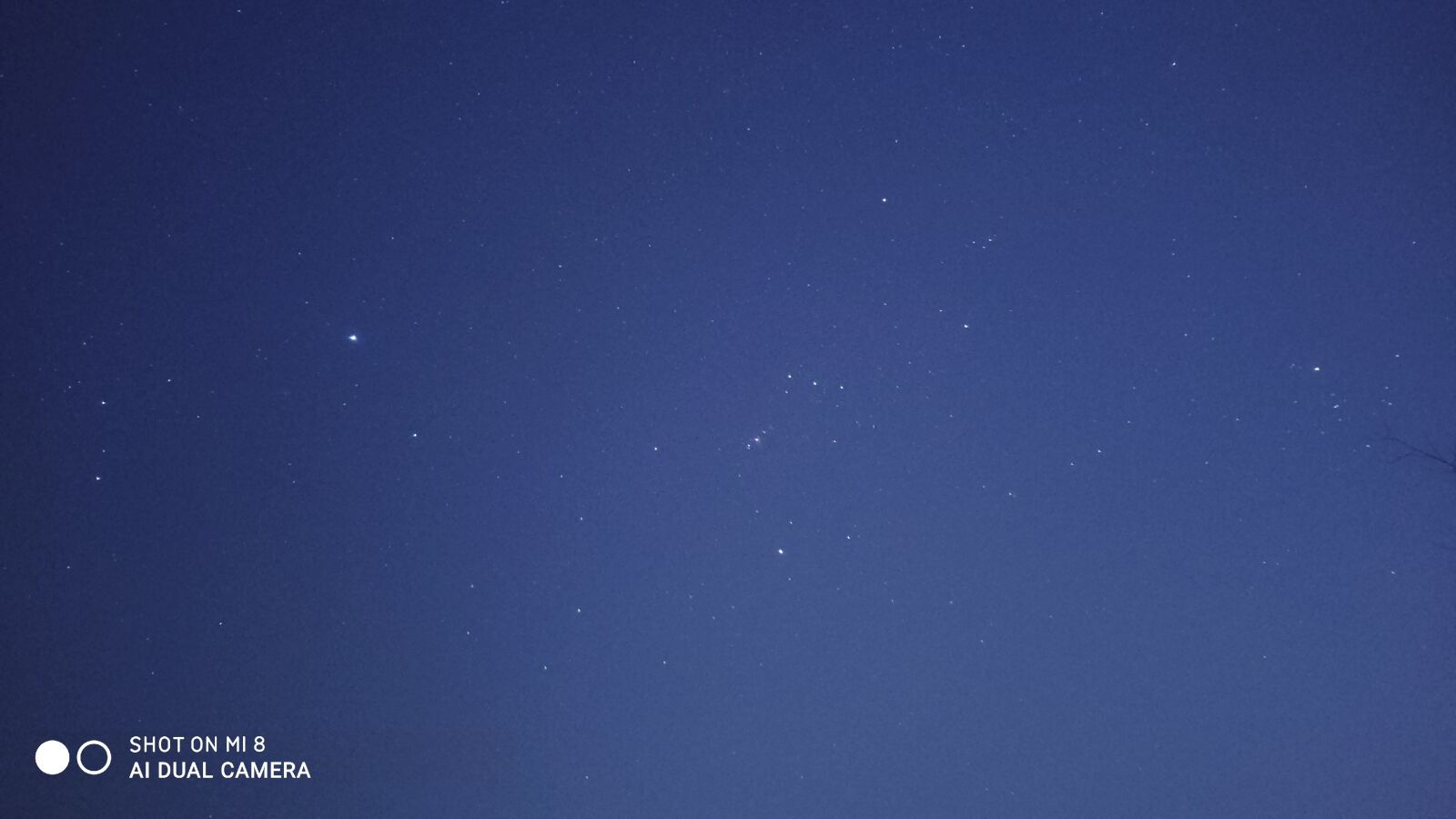Xiaomi MI 8 sample photo. Stars, night, small town photography