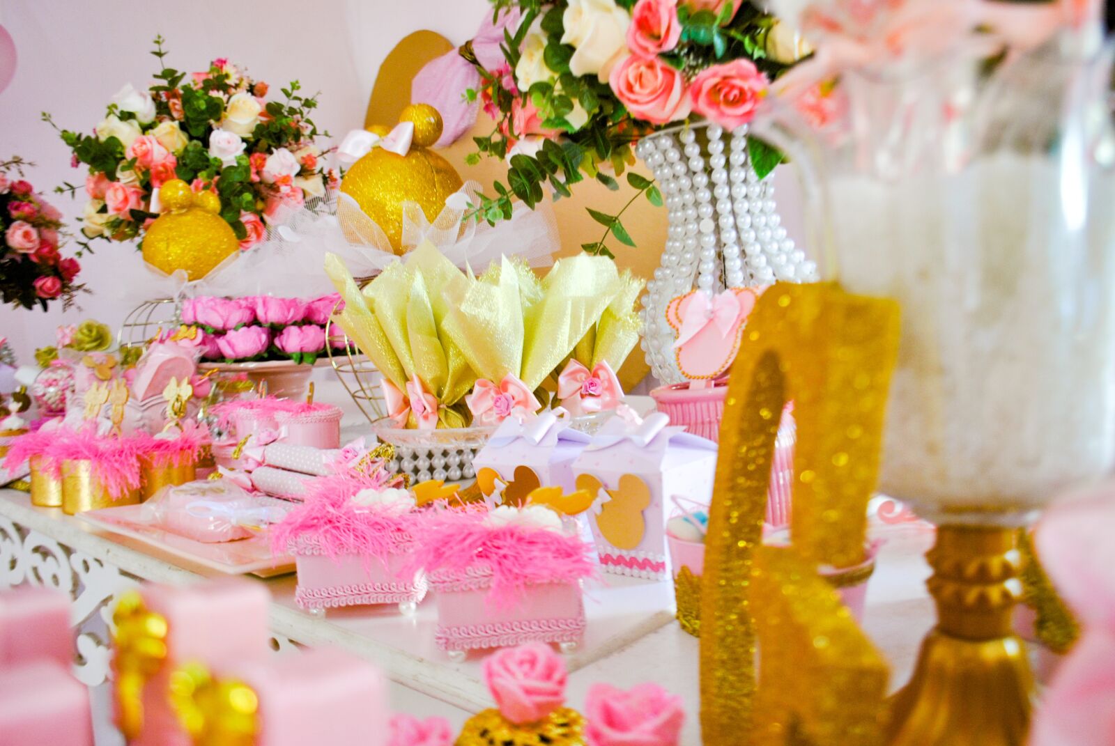 Nikon D3000 sample photo. Cake, birthday, ornamentation photography