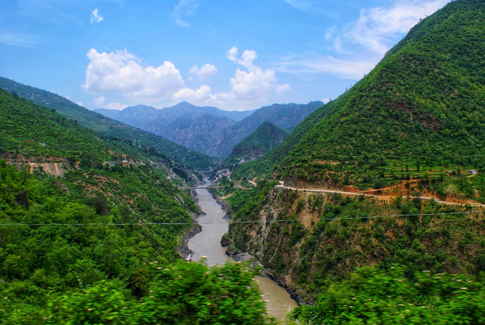 Sony Alpha DSLR-A100 sample photo. Hills, mountains, landscape photography