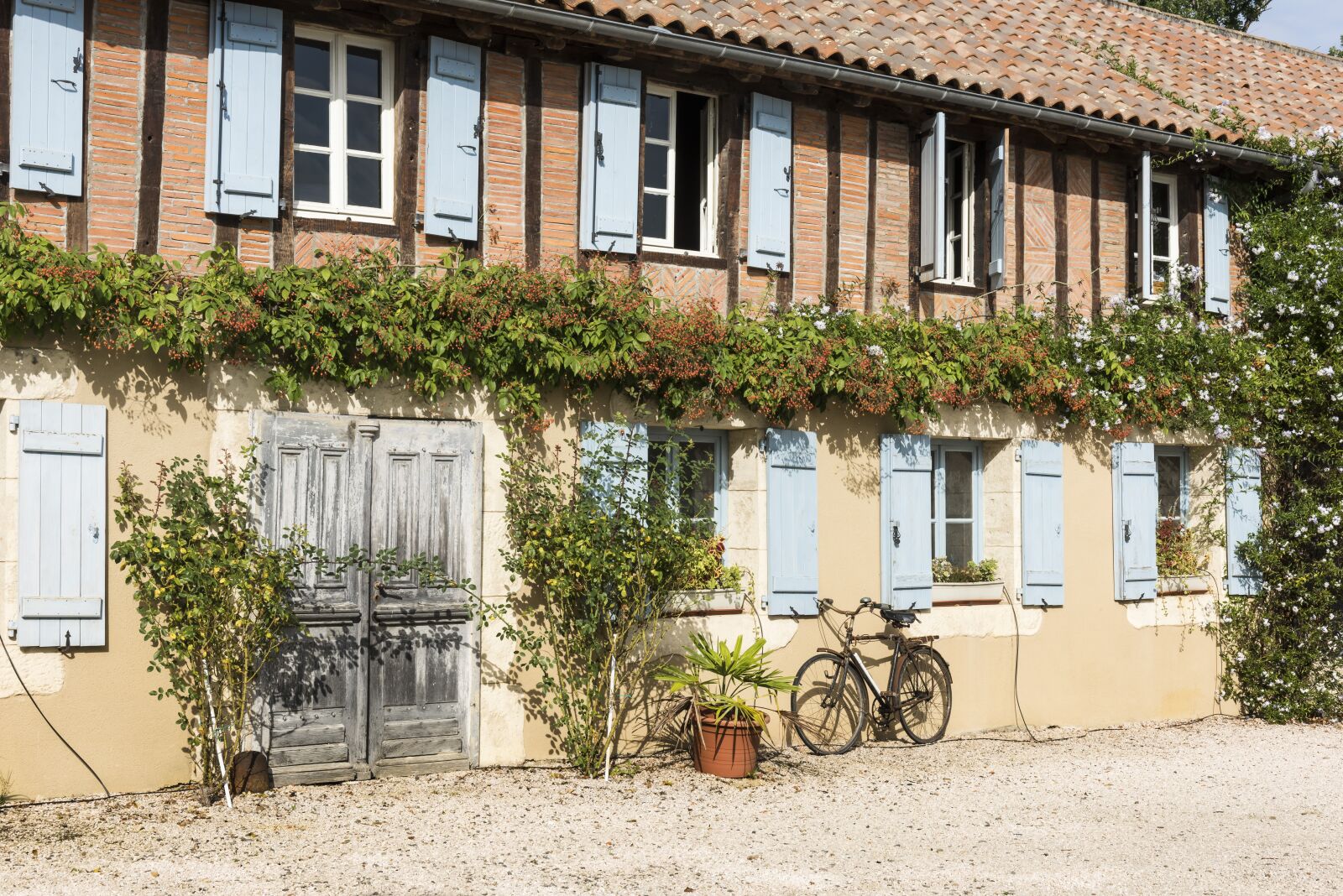 Nikon D810 sample photo. Maison manechal, hautes-pyrenees, france photography