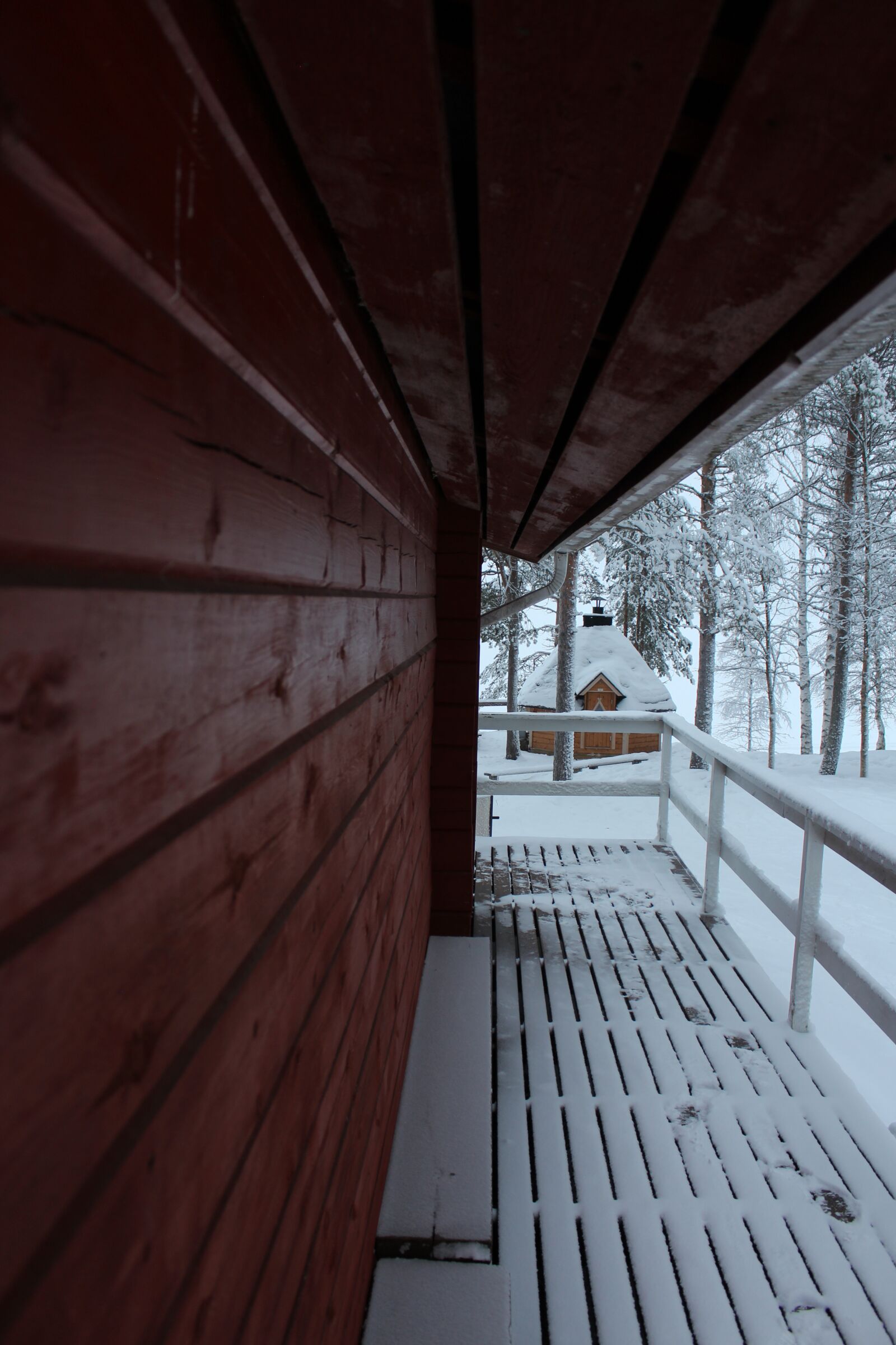 Canon EOS 1200D (EOS Rebel T5 / EOS Kiss X70 / EOS Hi) sample photo. Chalet, finland, forest photography