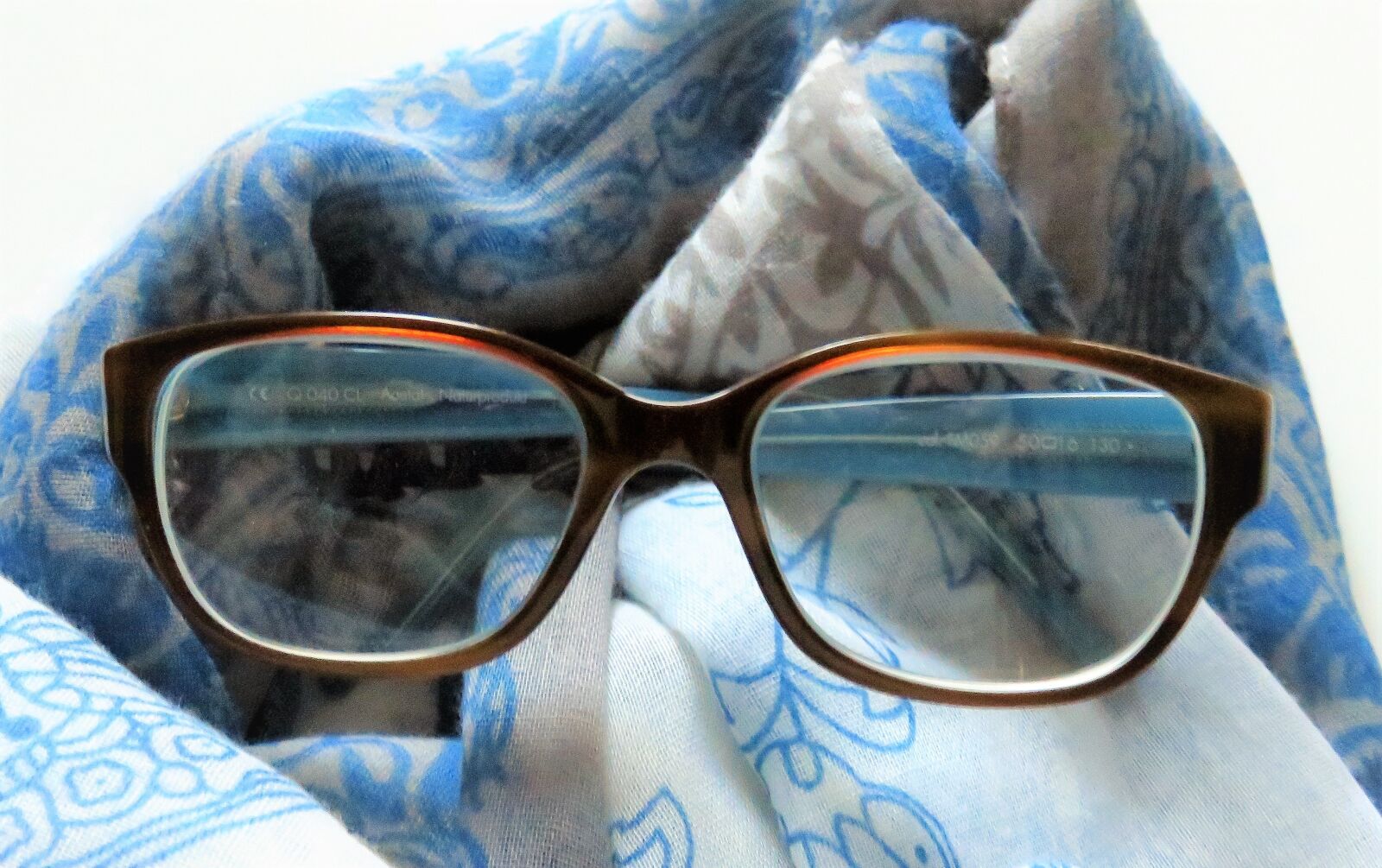 Canon PowerShot SX710 HS sample photo. Glasses, ladies glasses, sehhilfe photography