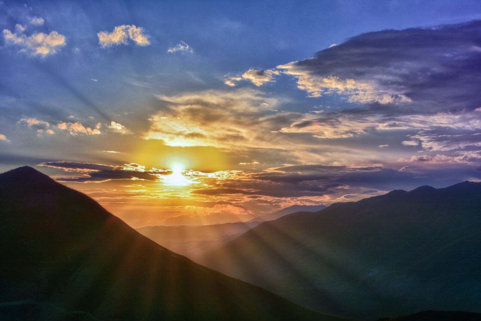 Nikon D7100 sample photo. Clouds, atmosphere, beautiful photography
