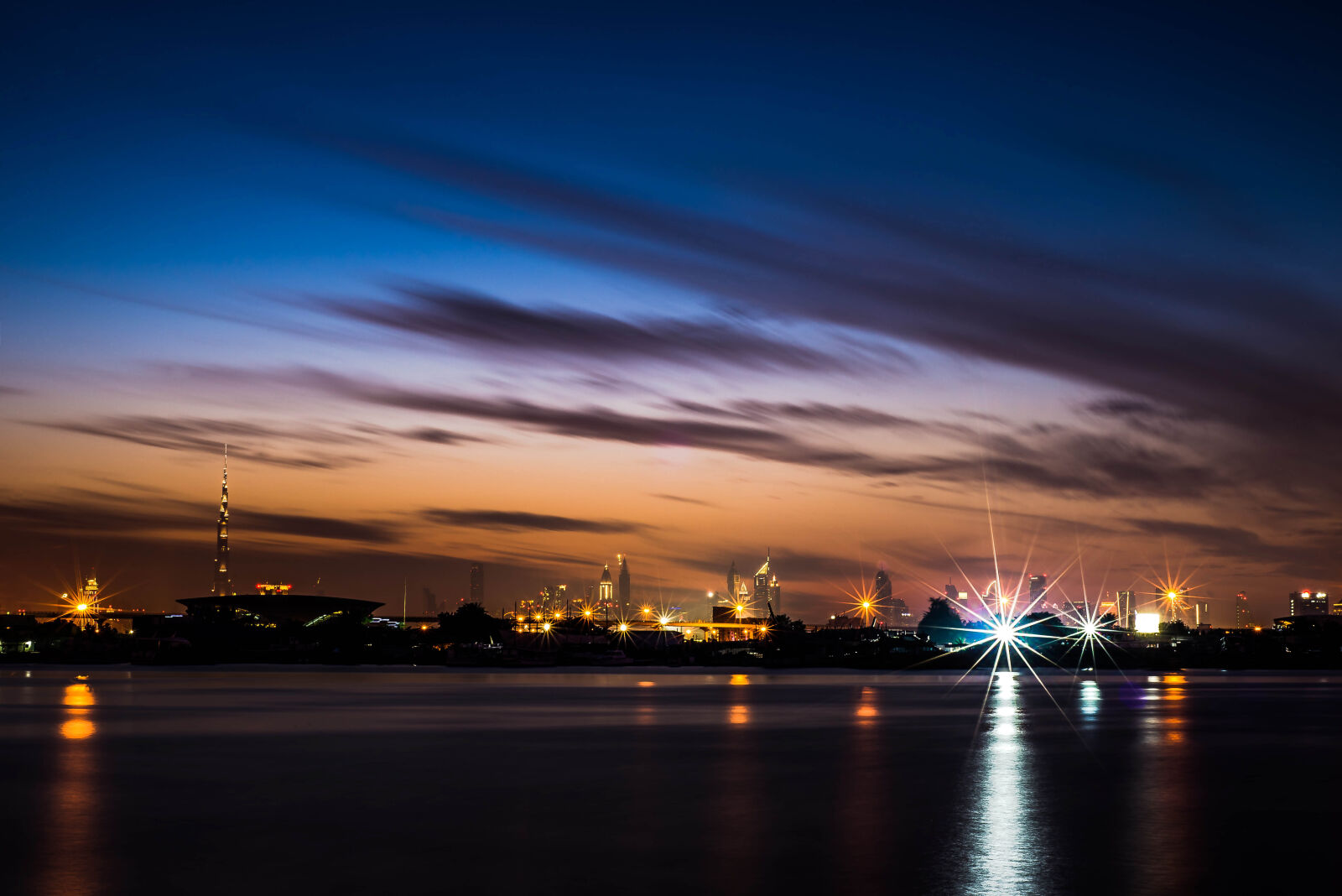 Nikon D610 + Nikon AF Nikkor 50mm F1.8D sample photo. Night, skyline, dubai photography