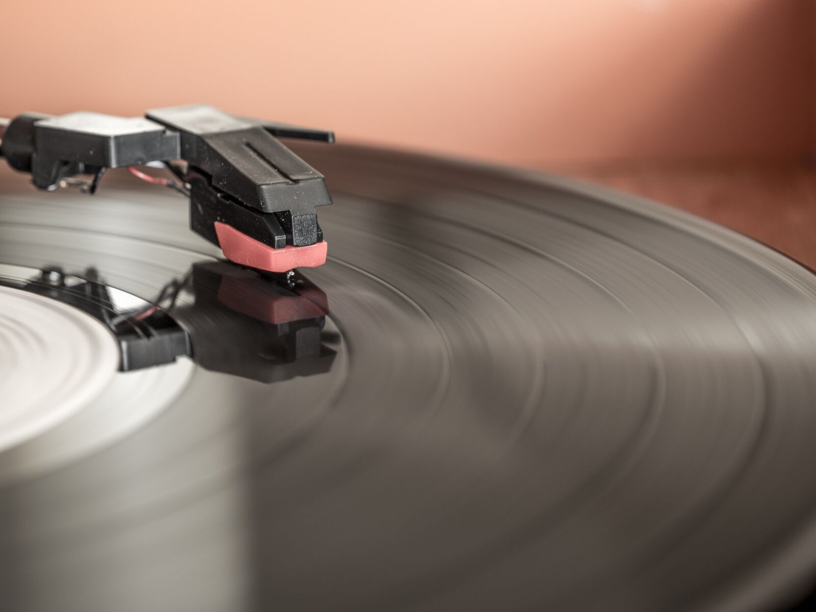 LEICA DG 12-60/F2.8-4.0 sample photo. Record player, stylus, phonograph photography