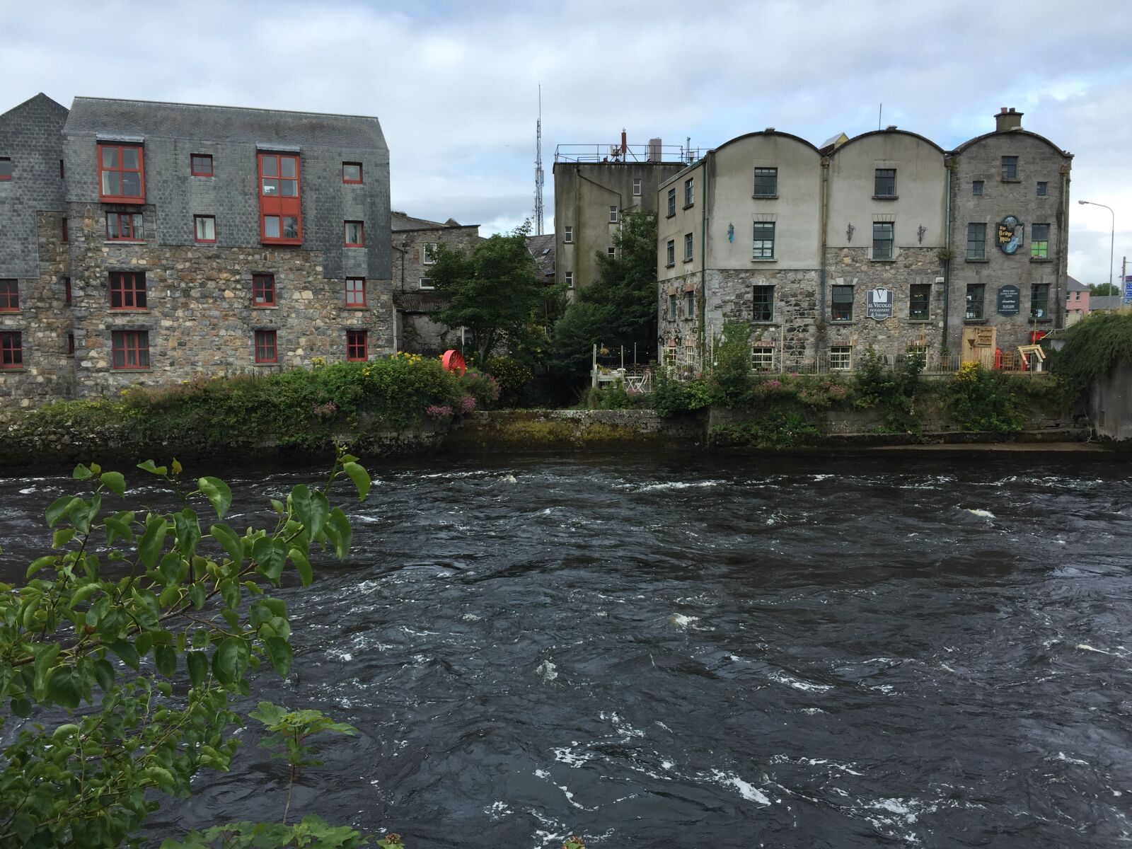Apple iPhone 6 sample photo. Building, ireland, town, water photography