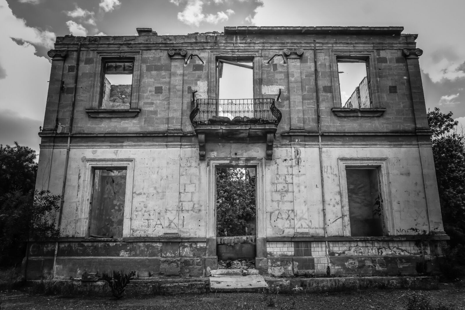 Nikon D3300 sample photo. Architecture, old, building photography