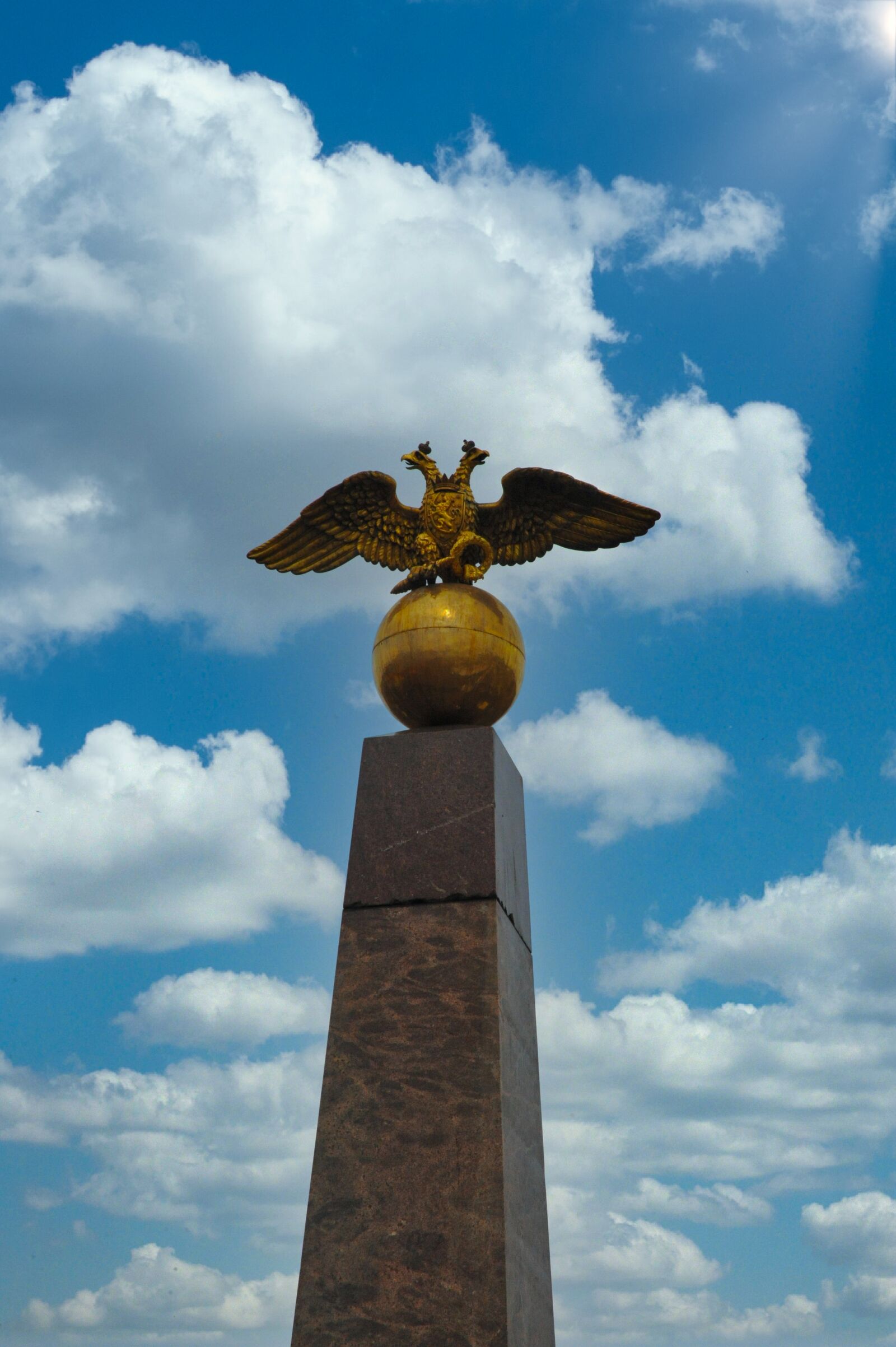 Nikon D700 sample photo. Helsinki, finland, monument photography