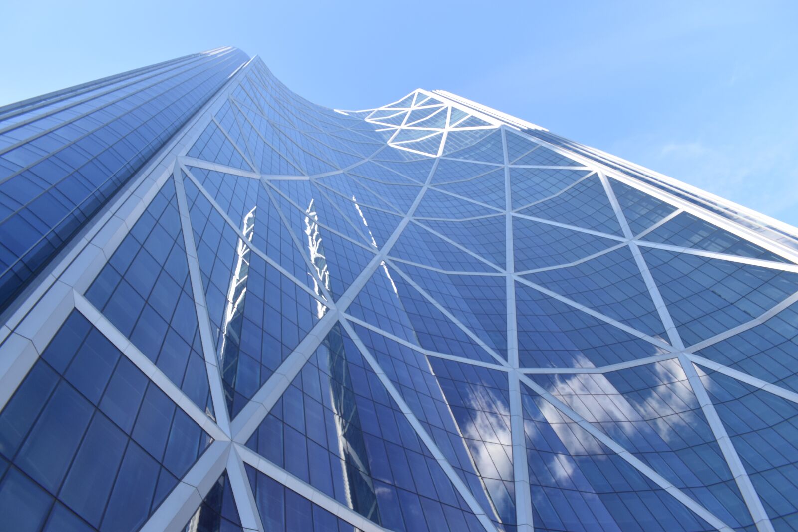 Nikon D5600 sample photo. Skyscraper, building, urban photography