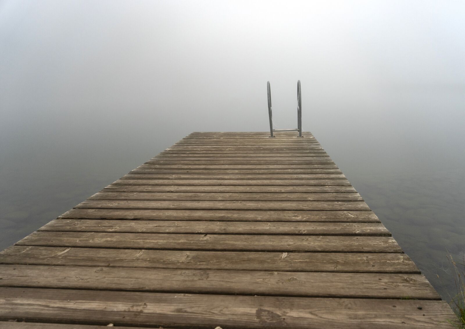 Sony a7 II + Sony Vario Tessar T* FE 24-70mm F4 ZA OSS sample photo. Water, lake, web photography