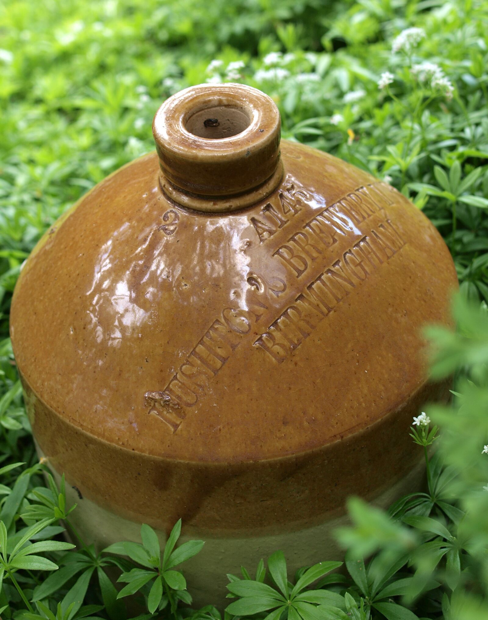 Olympus E-520 (EVOLT E-520) sample photo. Jug, beer keg, ceramic photography