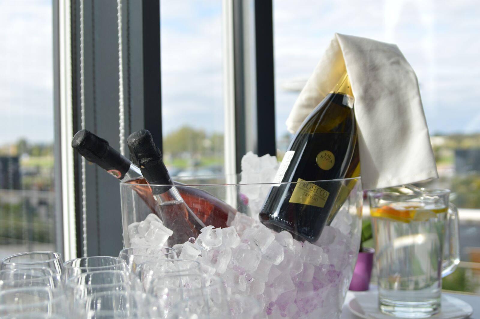 Nikon D3200 sample photo. Champagne, alcohol, party photography