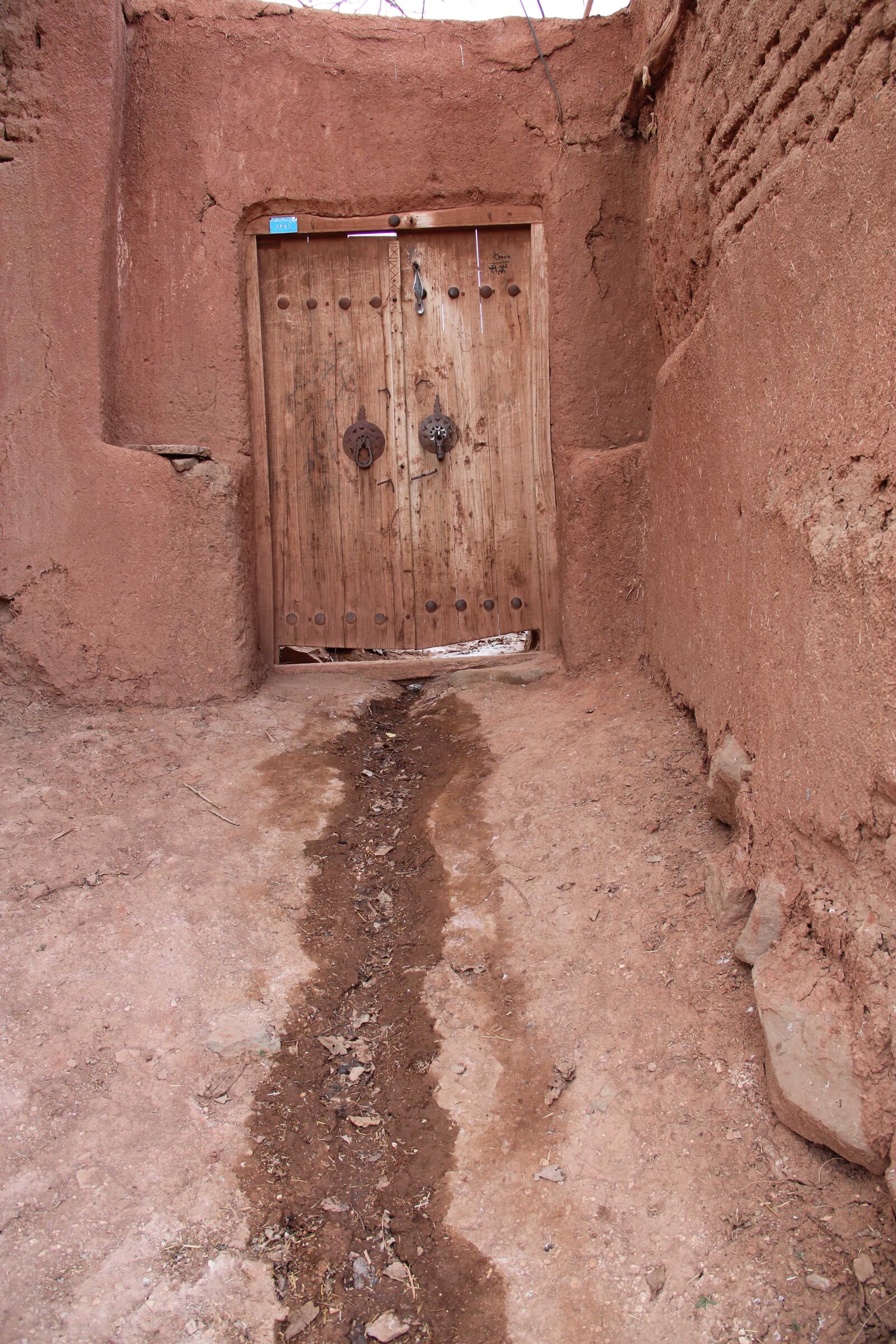 Canon EOS 550D (EOS Rebel T2i / EOS Kiss X4) sample photo. Iran, kashan, 2004 photography
