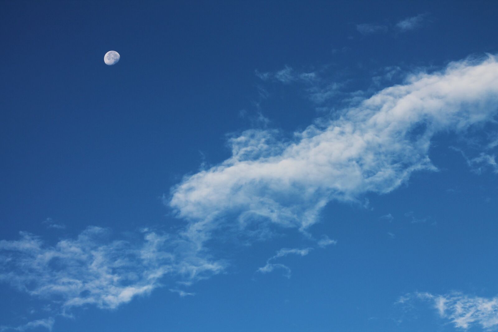 Canon EF 75-300mm f/4-5.6 sample photo. Moon, clouds, sky photography