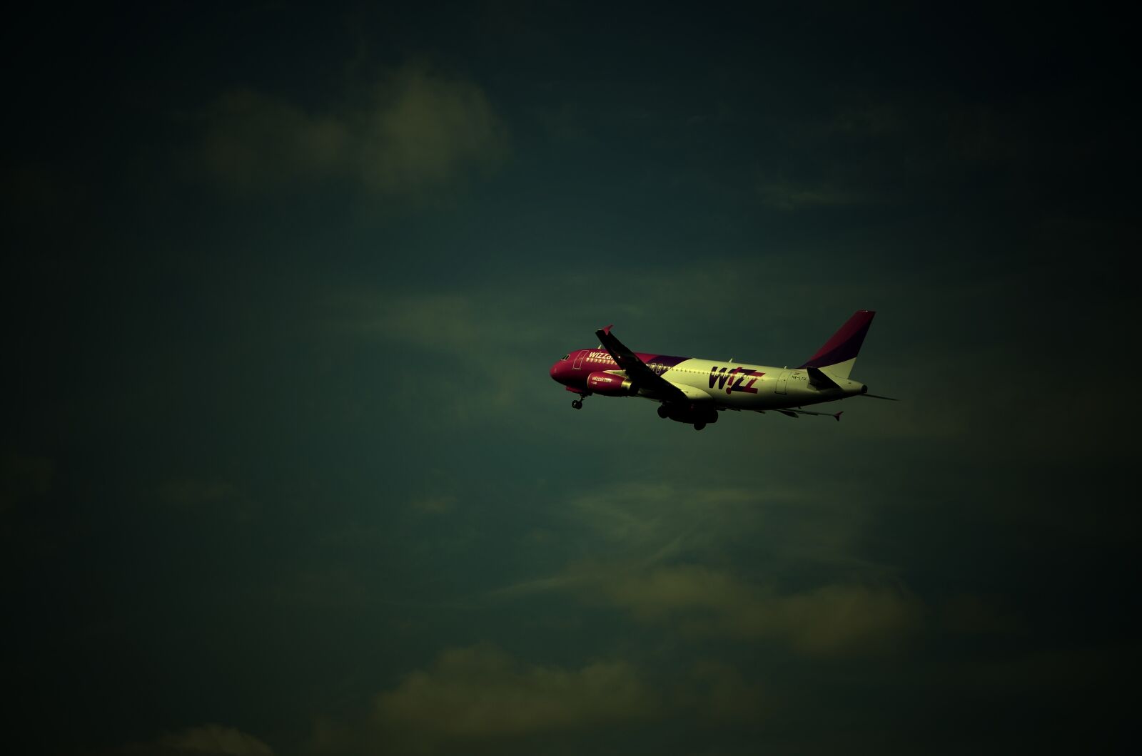 Nikon D5100 sample photo. Aircraft, airport, gdańsk photography