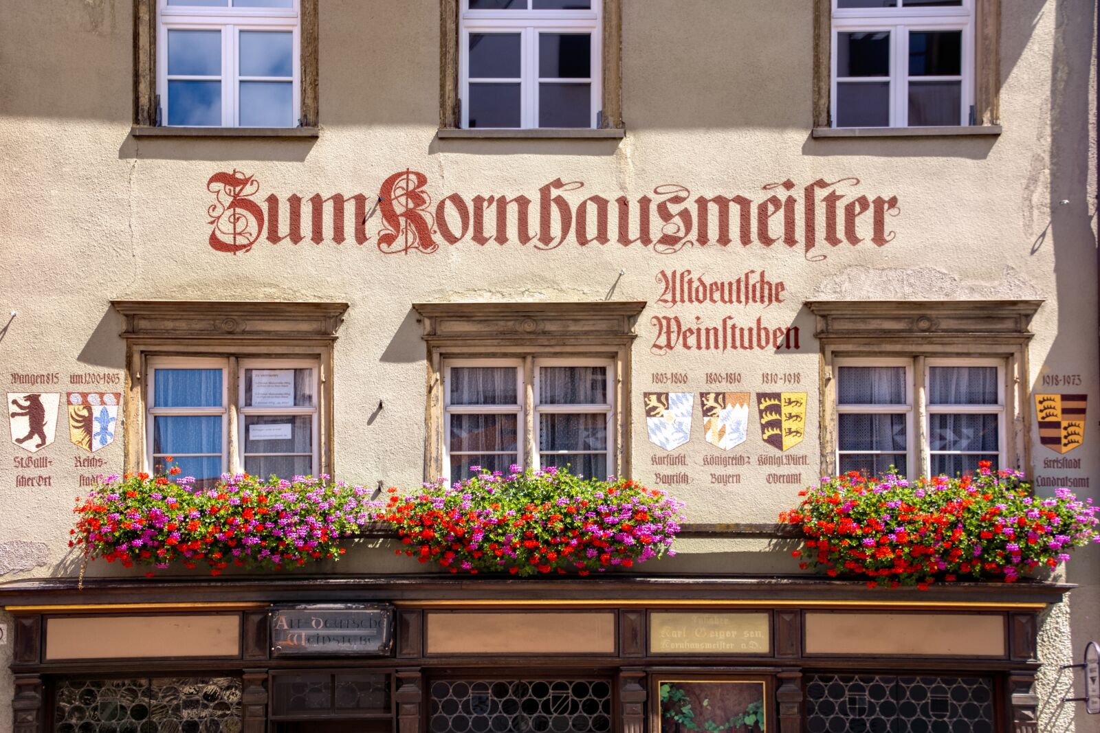 Nikon D7100 sample photo. Window, weinstube, gastronomy photography