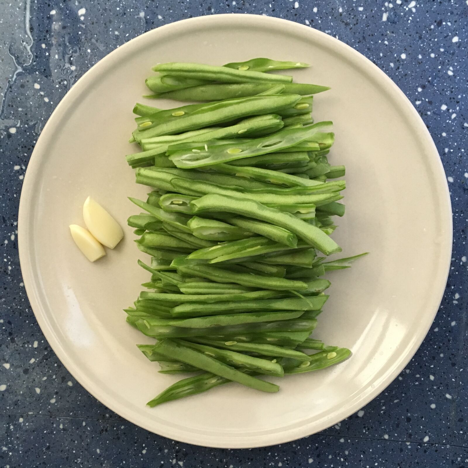 Apple iPhone 6s sample photo. Wobble, overlook, round photography