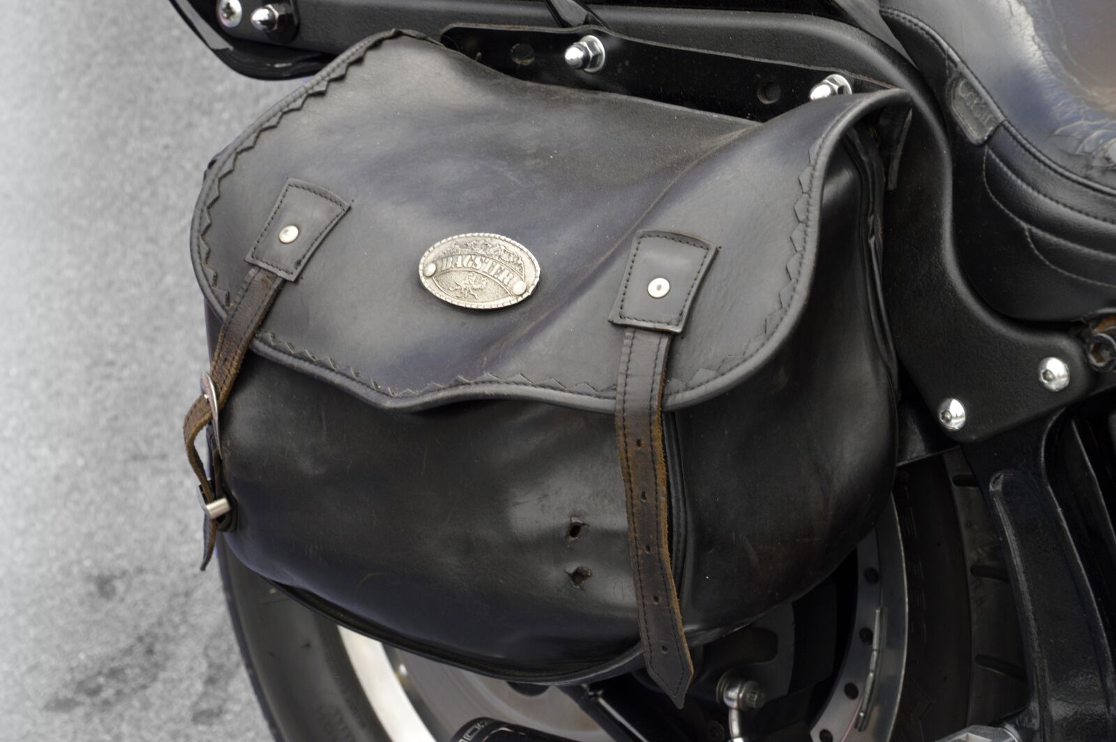 Nikon D3200 sample photo. Leather, transport, automobile photography