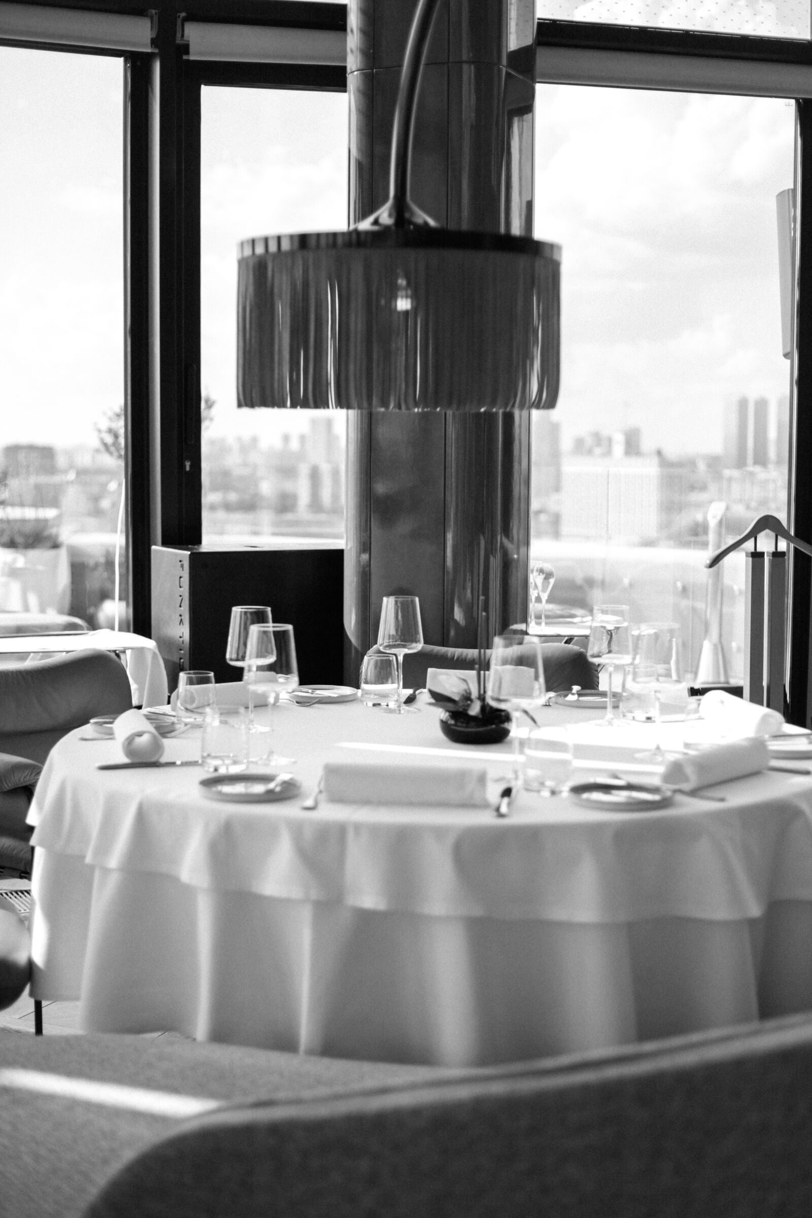 Canon EF 50mm F1.8 II sample photo. Banquet, elegant, cafe photography