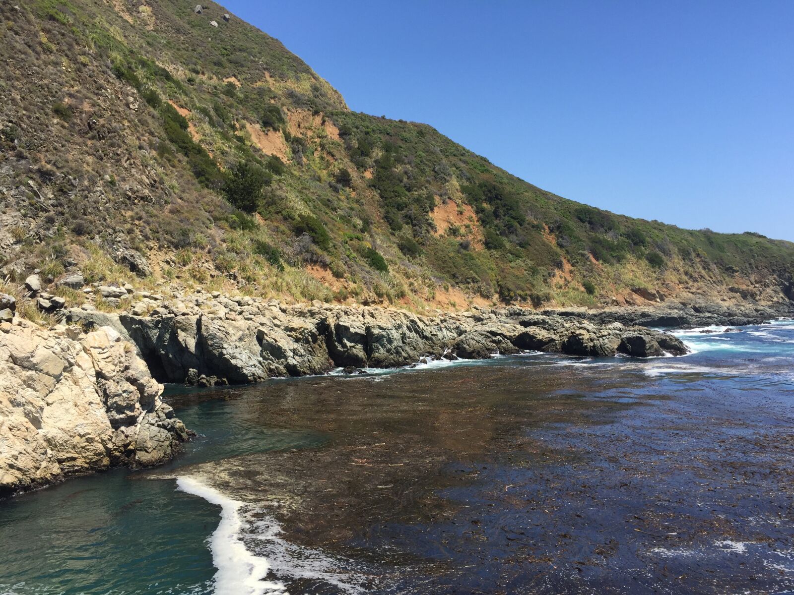 iPhone 6 back camera 4.15mm f/2.2 sample photo. Mountains, water, big photography