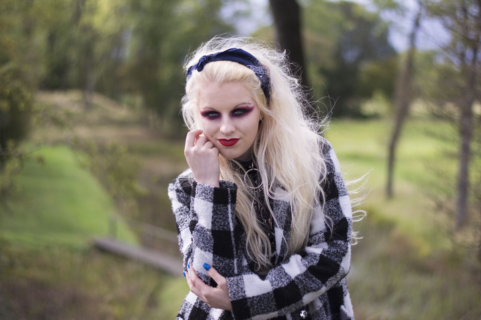 Nikon D5200 sample photo. Woman, face, fashion photography