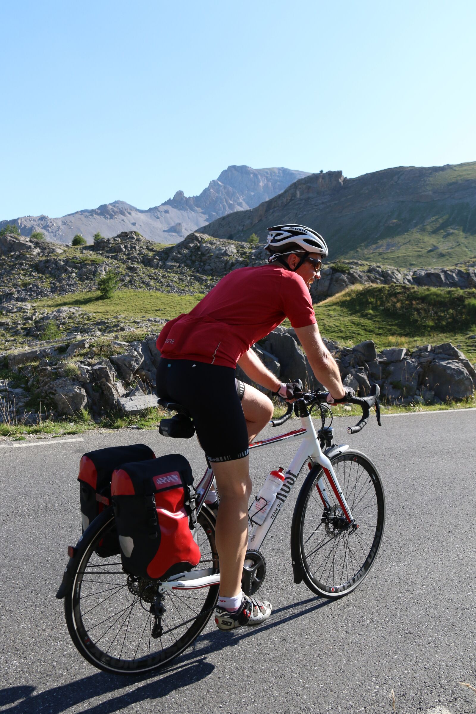 Canon EOS 7D Mark II sample photo. Cycling, cyclist, bicycle photography