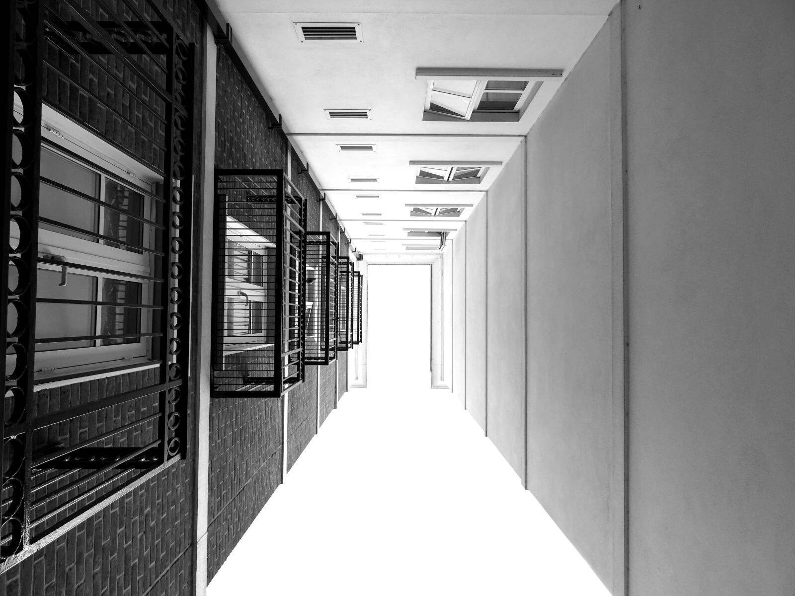 Sony DSC-HX60 sample photo. Architectural, design, architecture, black photography