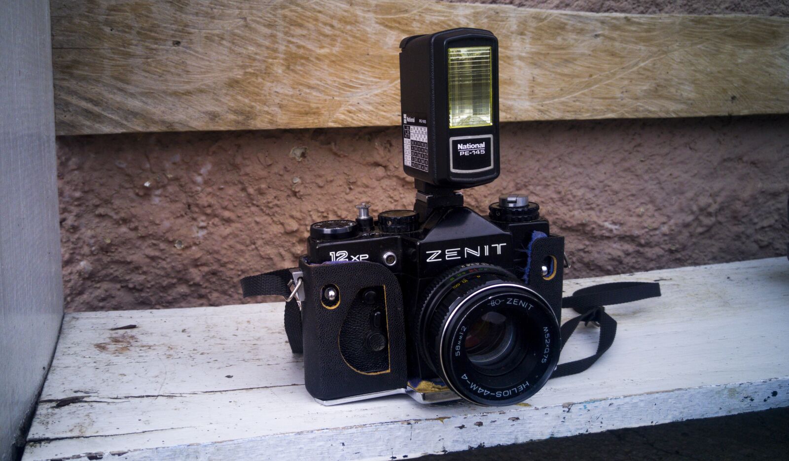 LG G4 sample photo. Camera, zenit, old photography