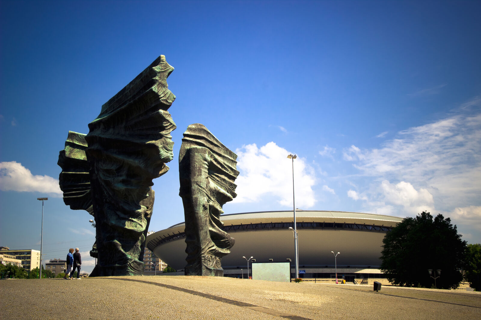Canon EOS 600D (Rebel EOS T3i / EOS Kiss X5) sample photo. Katowice, monument, silesia, spodek photography