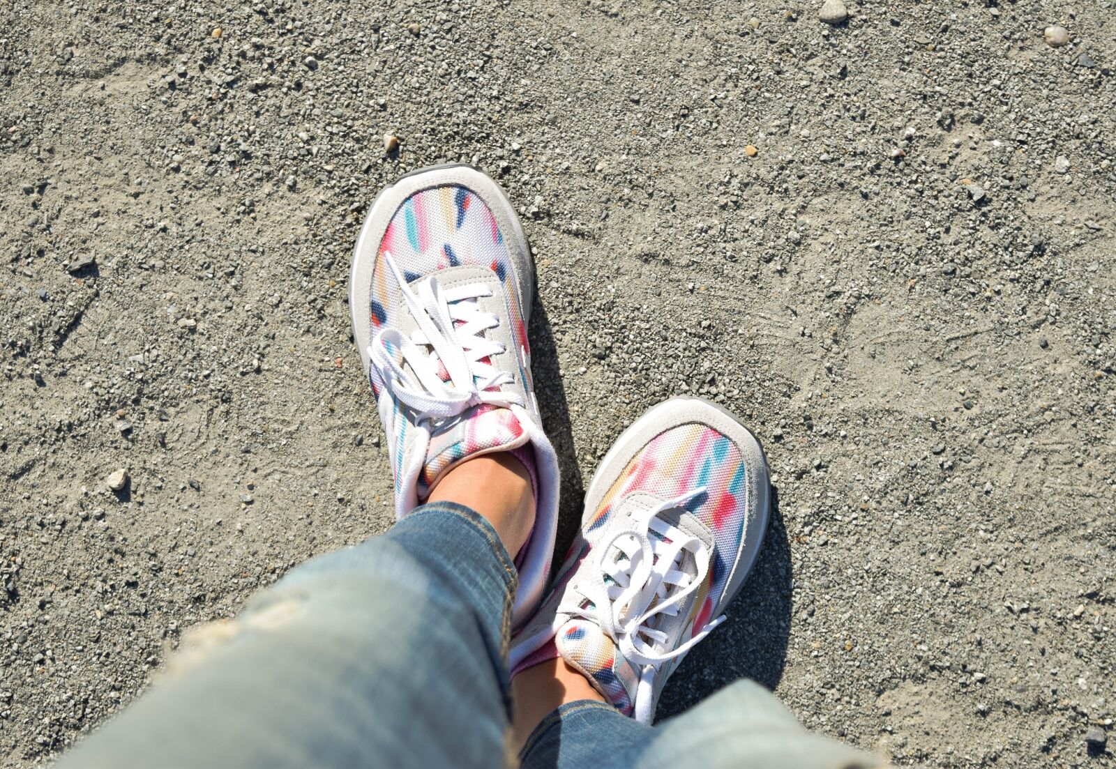 Nikon D3300 sample photo. Shoes, new balance, feet photography