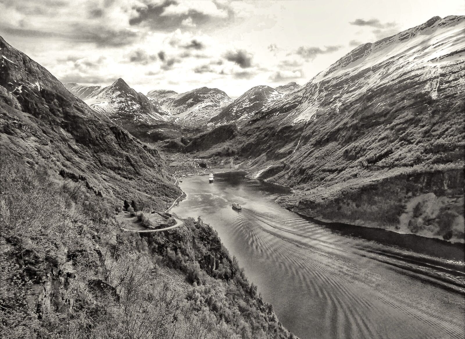 Samsung WB500, WB510 / VLUU WB500 /  HZ10W sample photo. Norway, scenery, scenic photography
