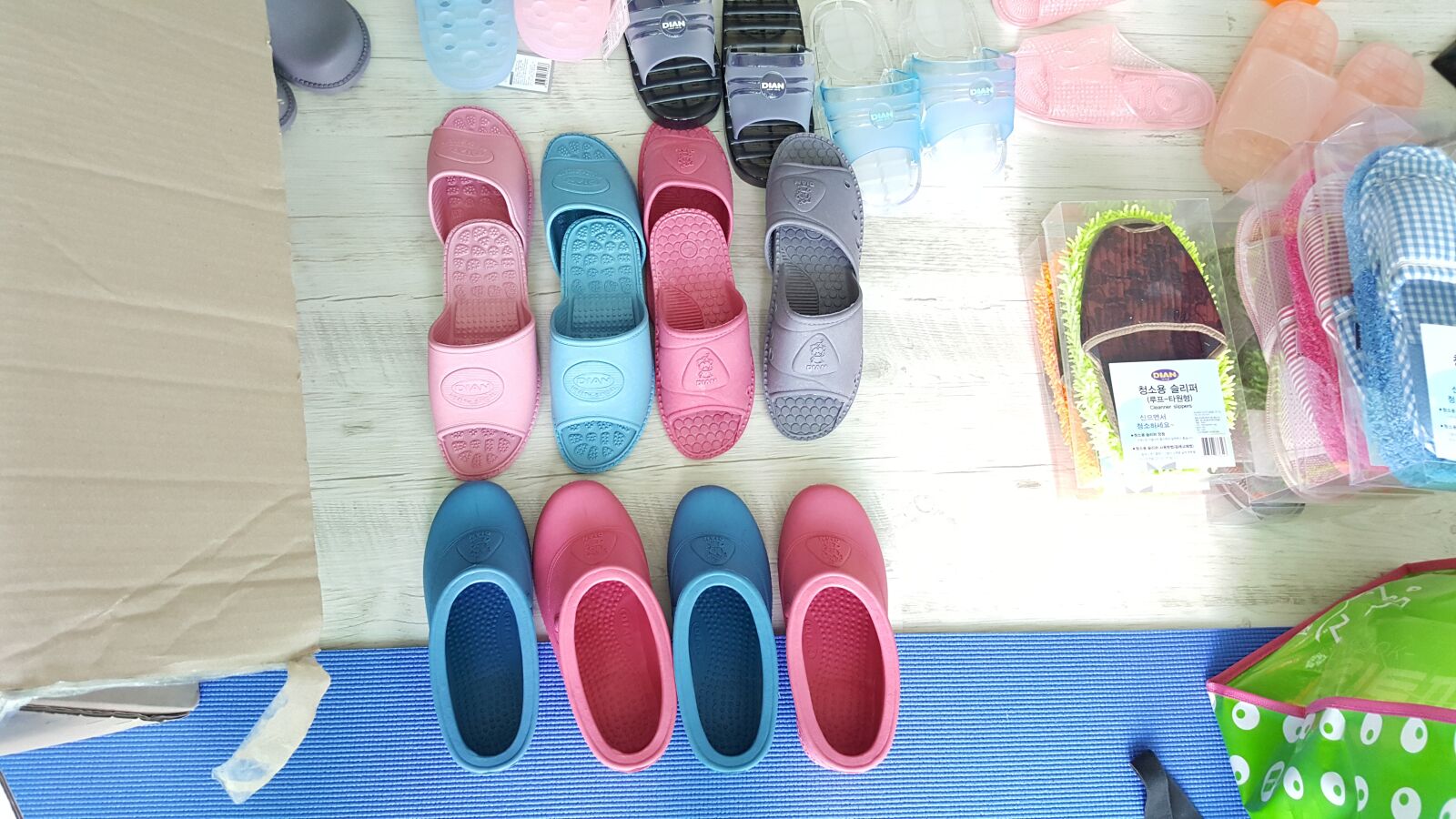 Samsung Galaxy Note5 sample photo. Shoes, living room shoes photography