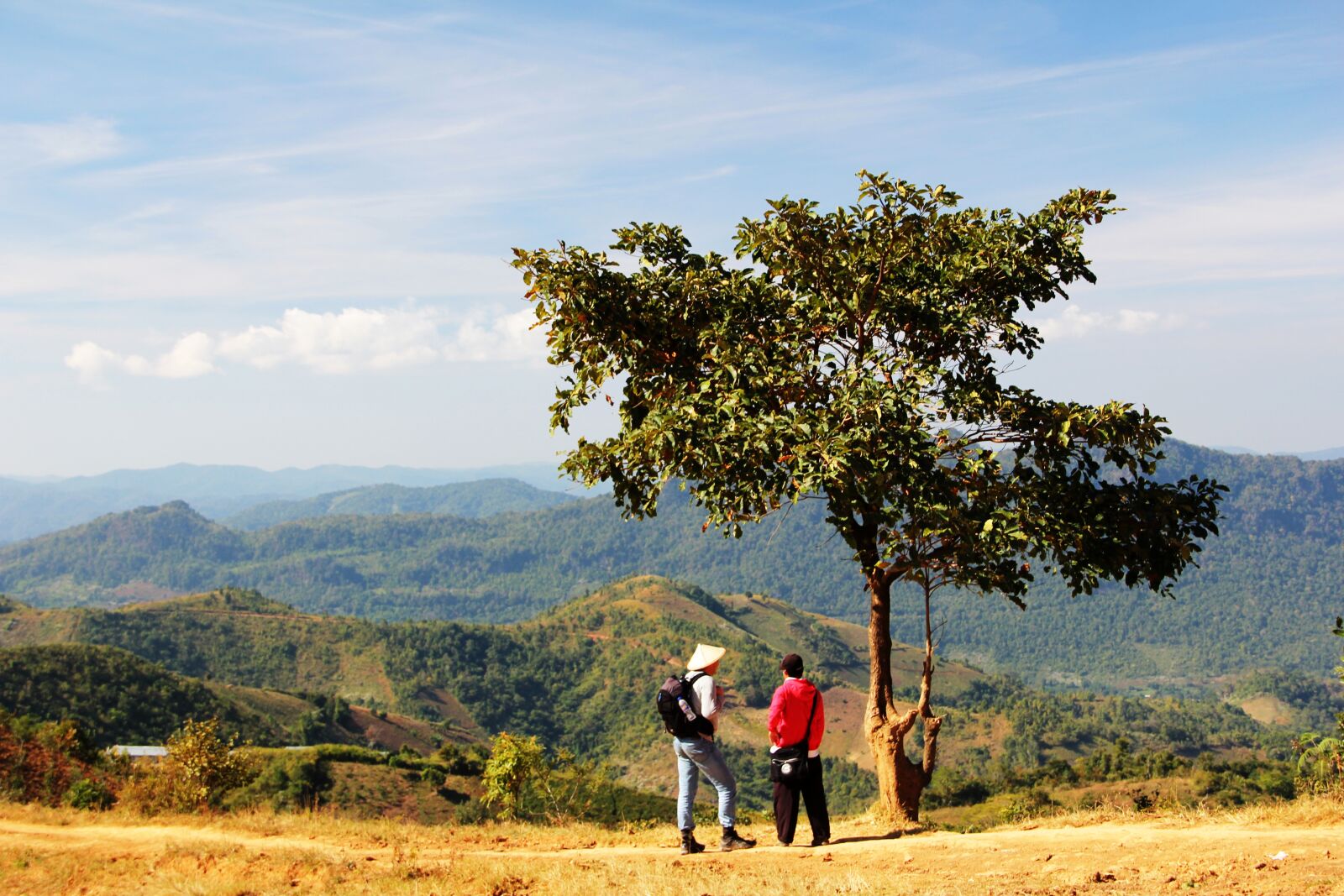 Canon EF-S 18-135mm F3.5-5.6 IS sample photo. Kalaw, myanmar, mountains photography