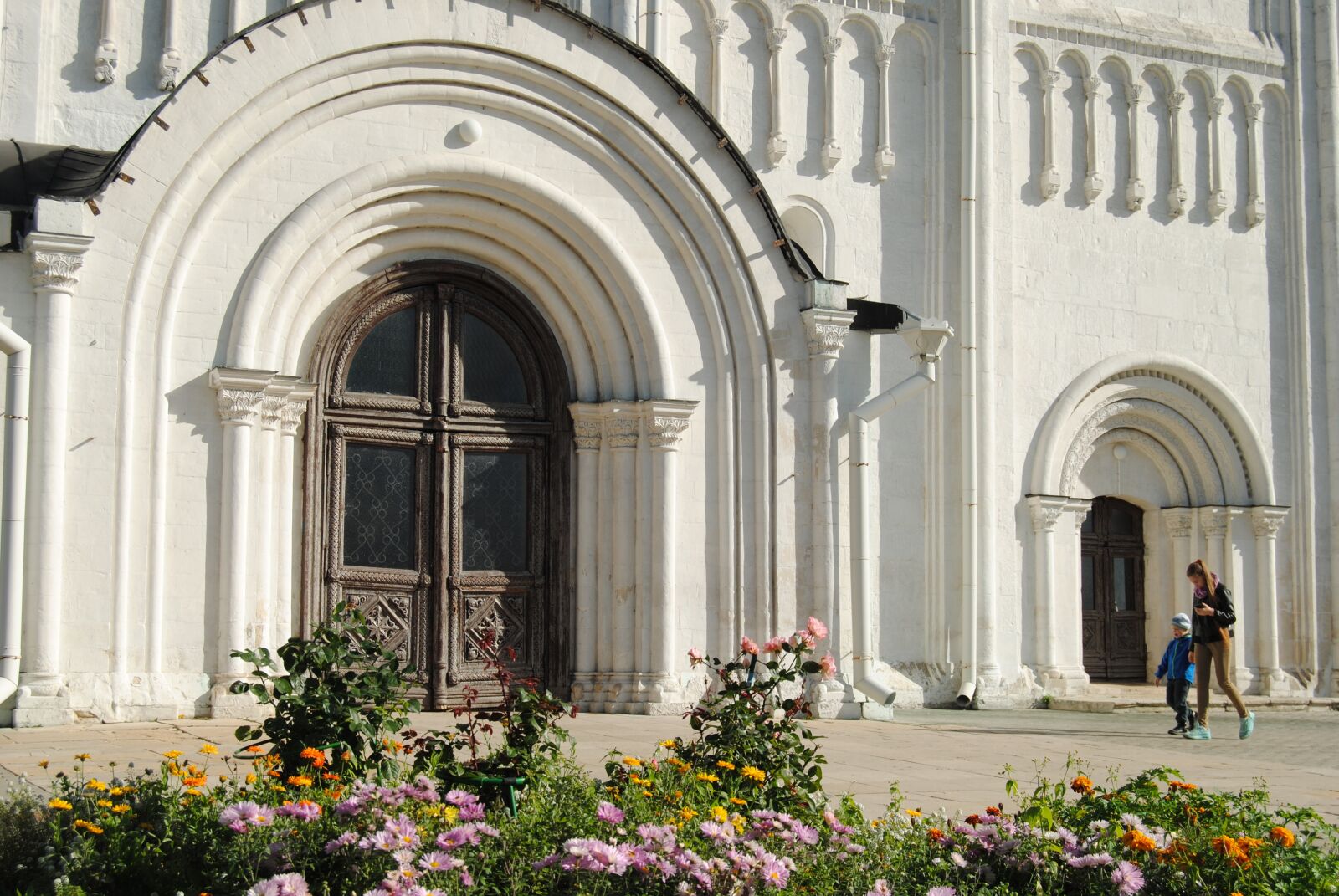 Nikon D3000 sample photo. Vladimir, assumption cathedral, architecture photography