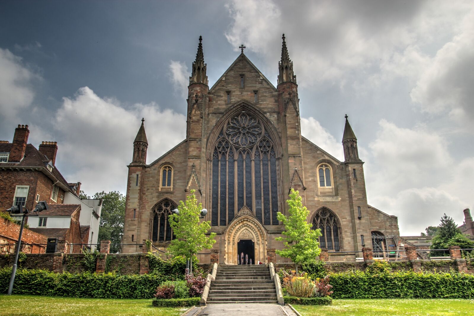 Canon EOS 550D (EOS Rebel T2i / EOS Kiss X4) sample photo. Cathedral, worcester, architecture photography