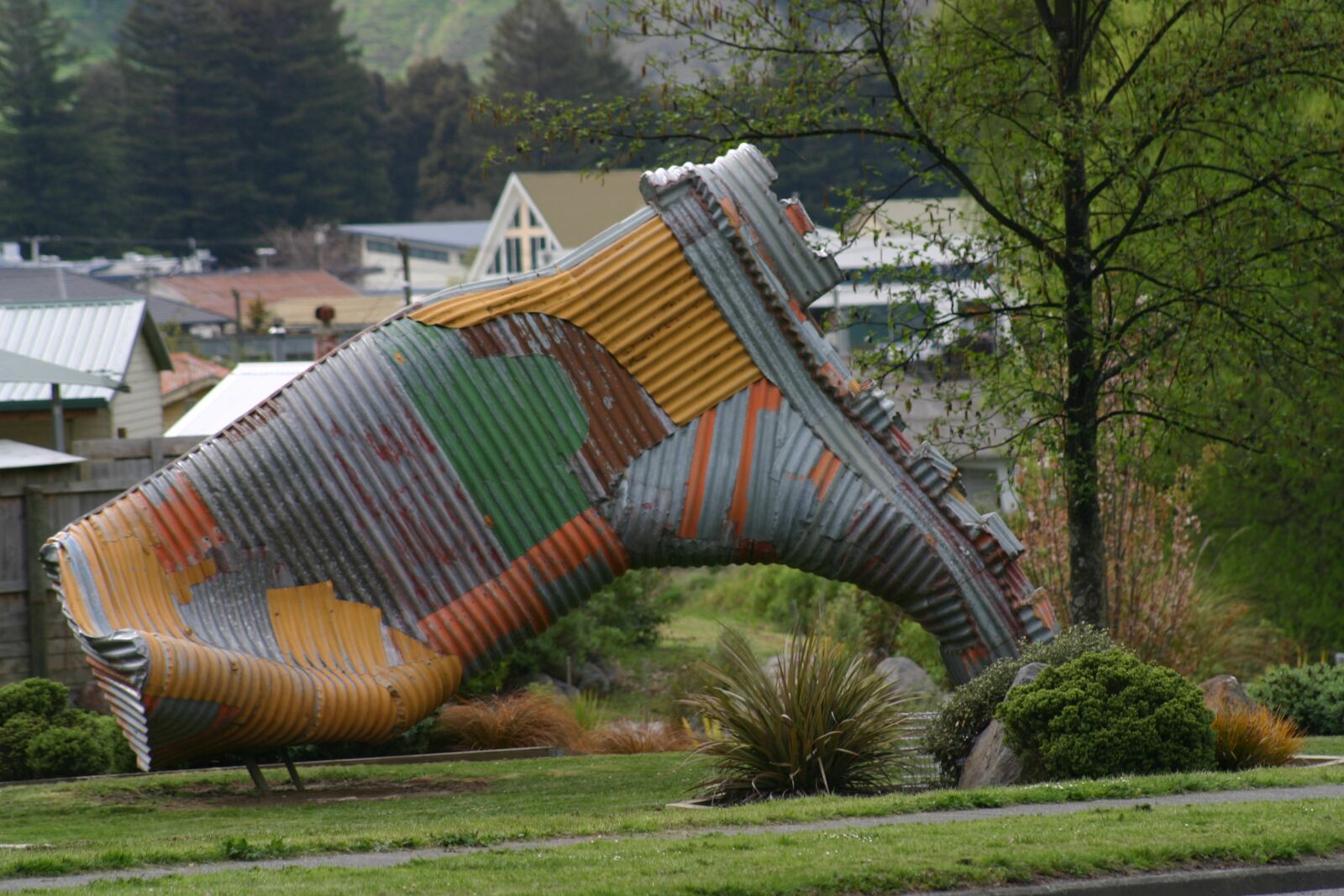 Canon EOS 300D (EOS Digital Rebel / EOS Kiss Digital) sample photo. Taihape, new zealand, gum photography