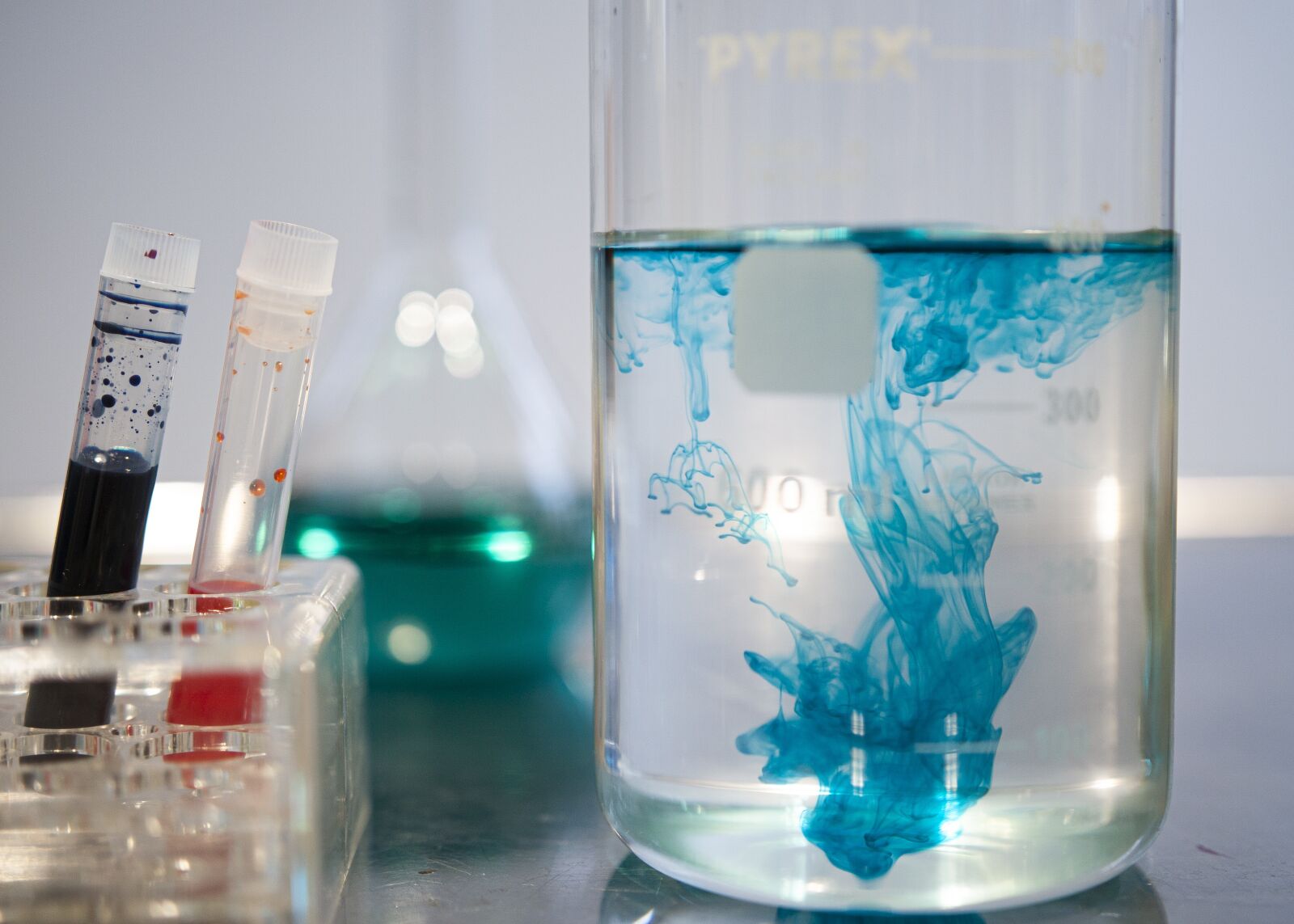 Canon EOS 50D sample photo. Experiment, chemistry, laboratory photography