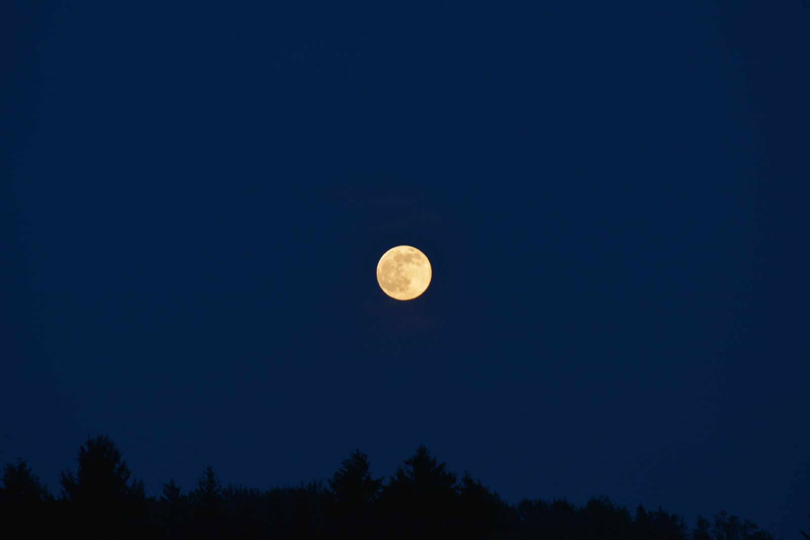 Nikon D5200 sample photo. Moon, sky, night photography